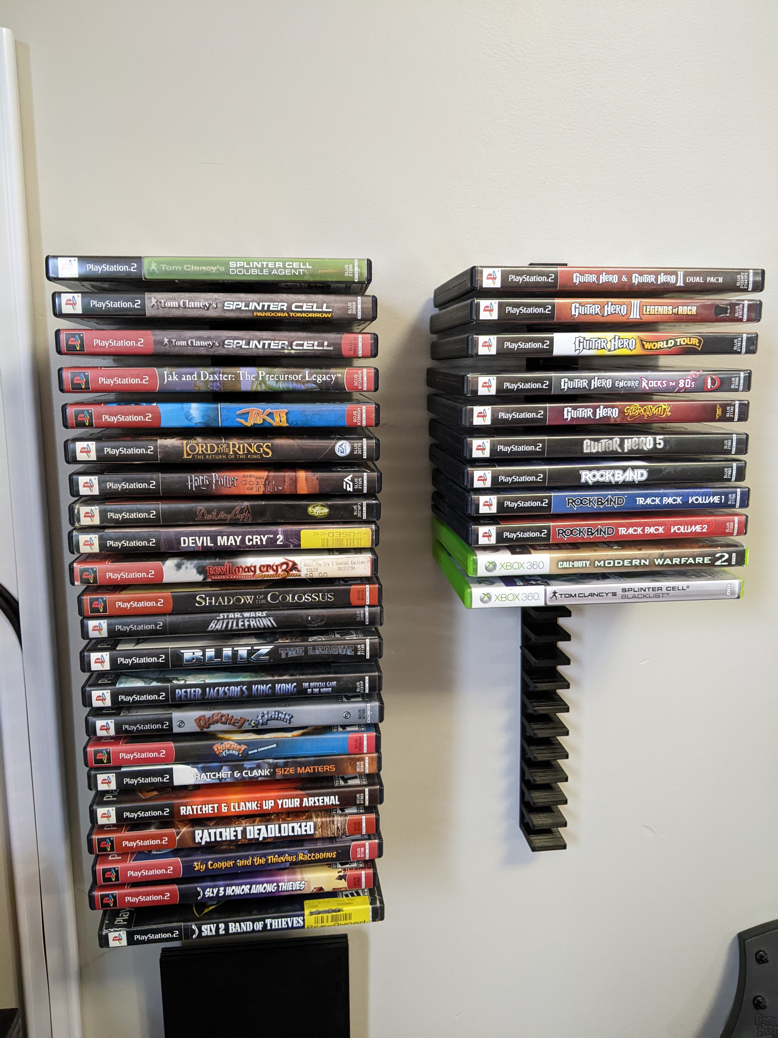 Simple DVD Wall Mount