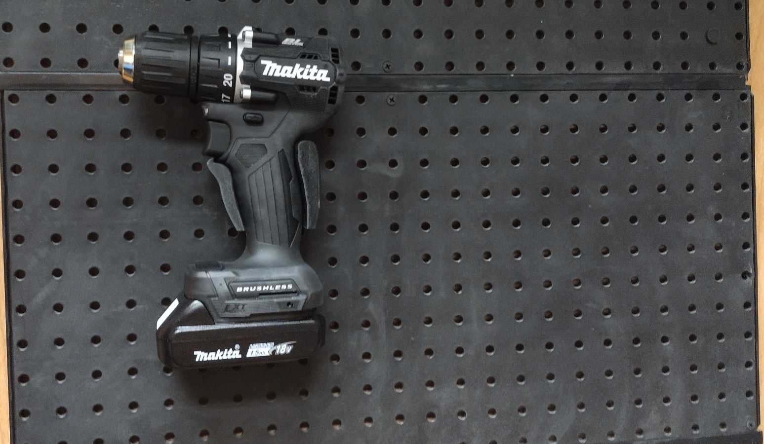 Makita tool mount for Peg Board - photo 2