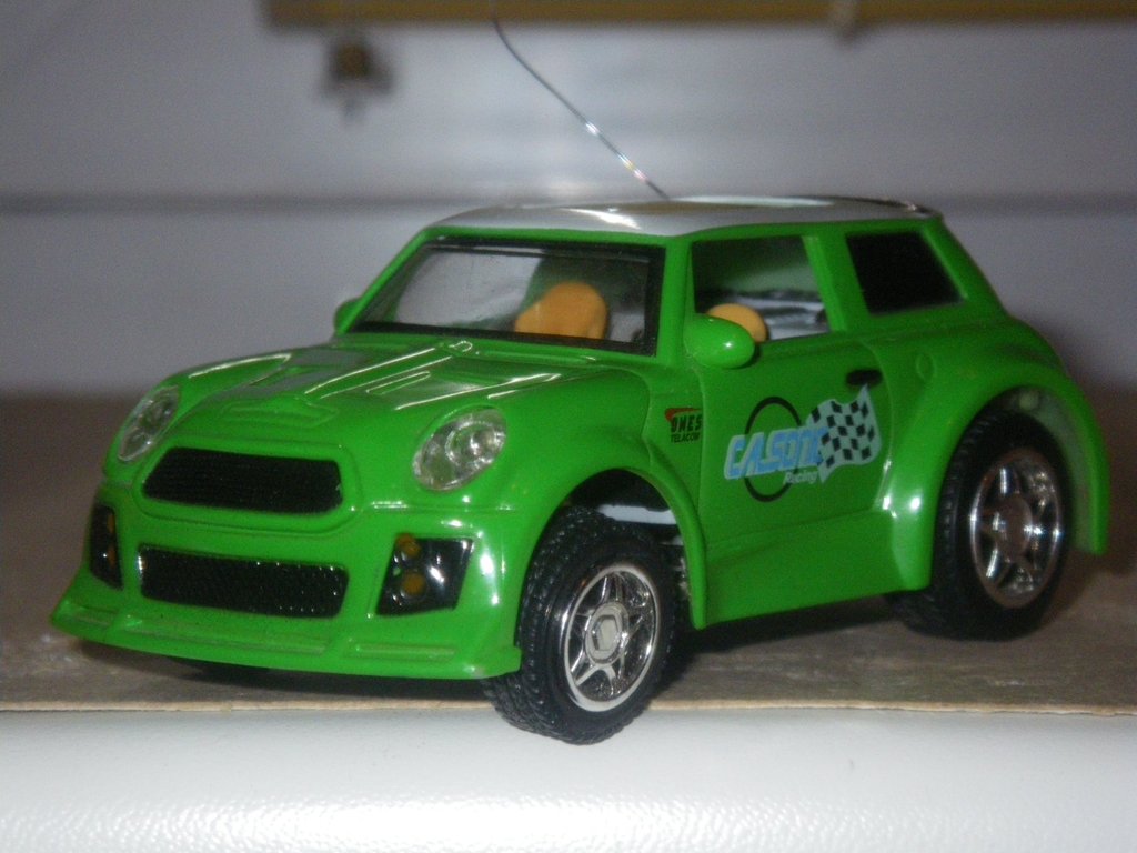 Steering arm for a mini RC toy car - photo 3