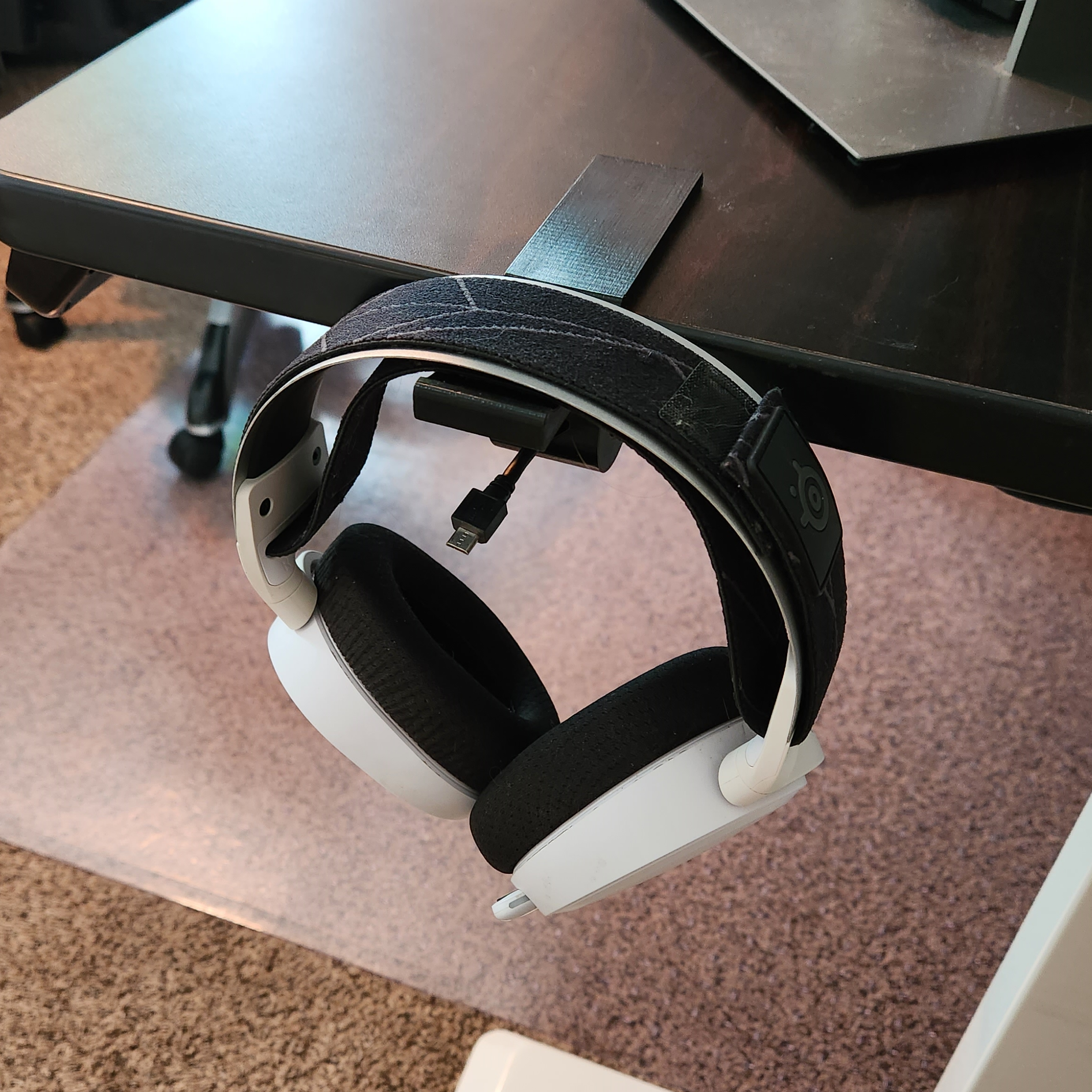 Headset Desk Clamp with Wire Management - photo 2