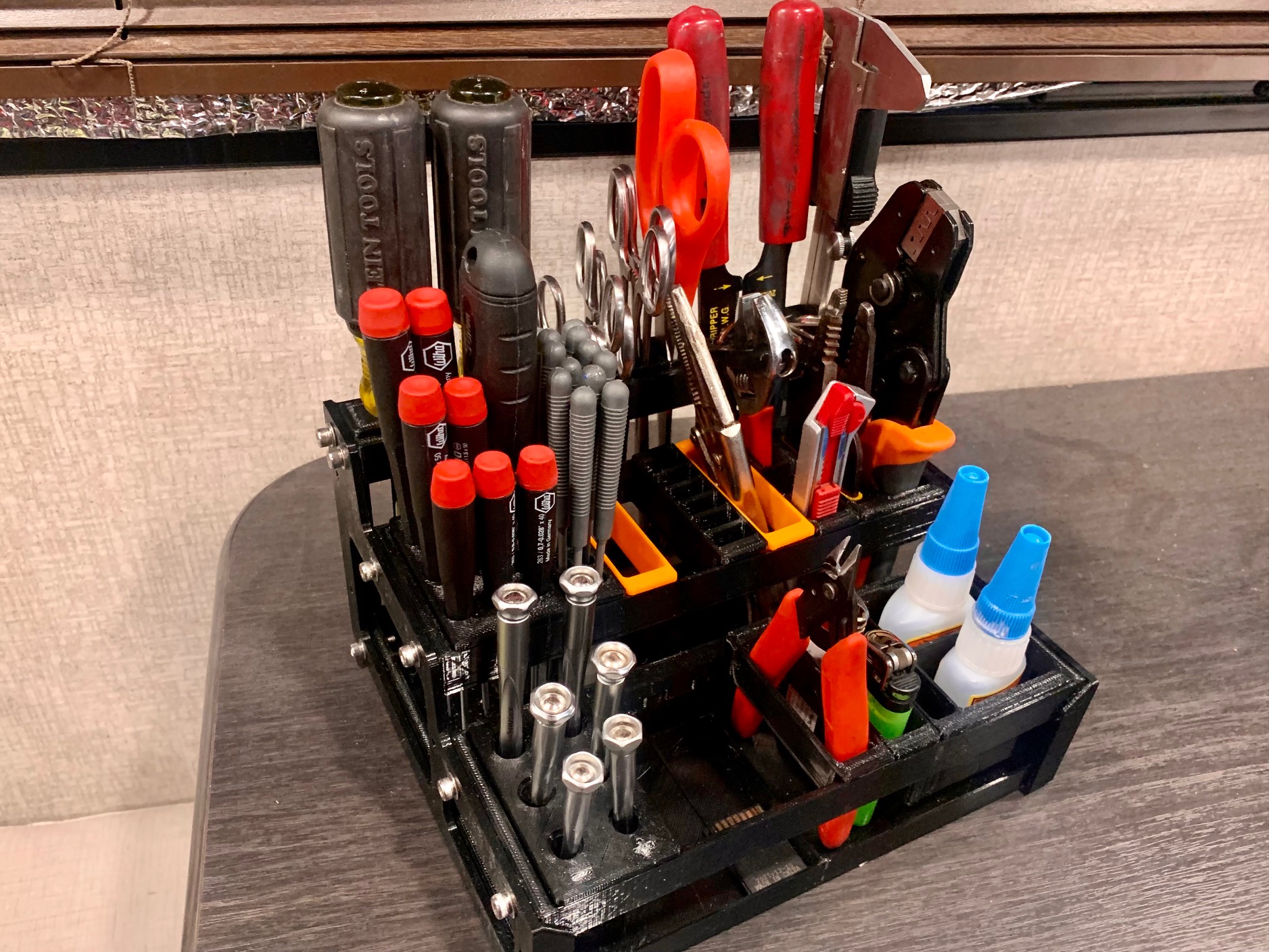 Modular 3D Printed Desktop Storage Rack - photo 4