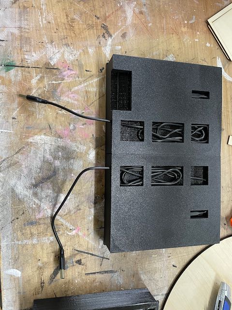 2008 Toyota Sequoia Wireless Charging Tray for Console - photo 2