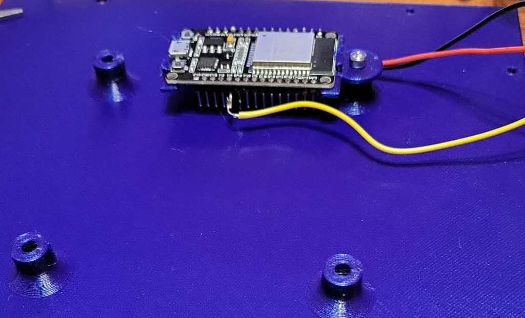 clip for esp32 30 pin - photo 2