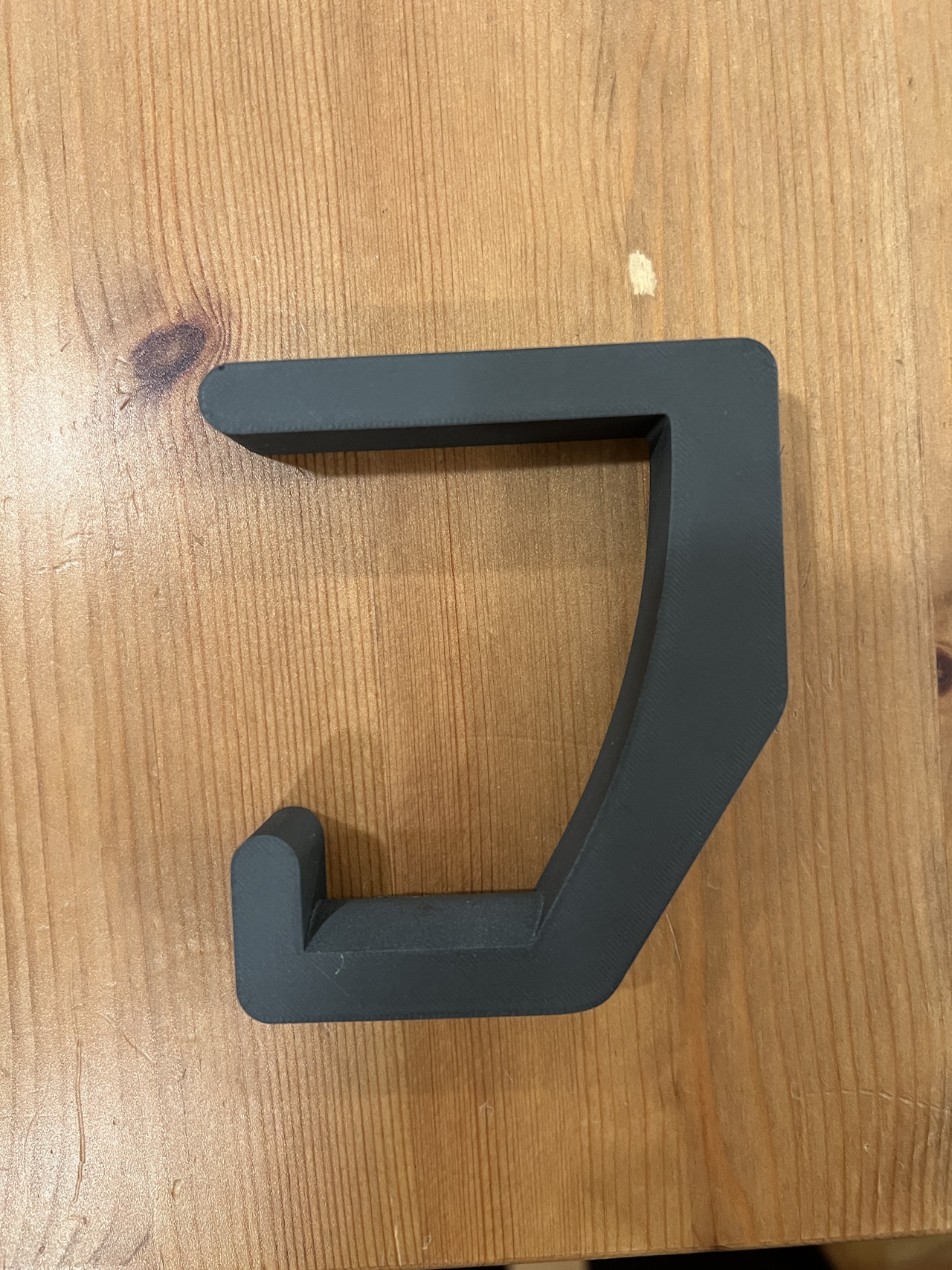 StrongArm: A Table & Desk holder (hook) for bags and purses and headphones