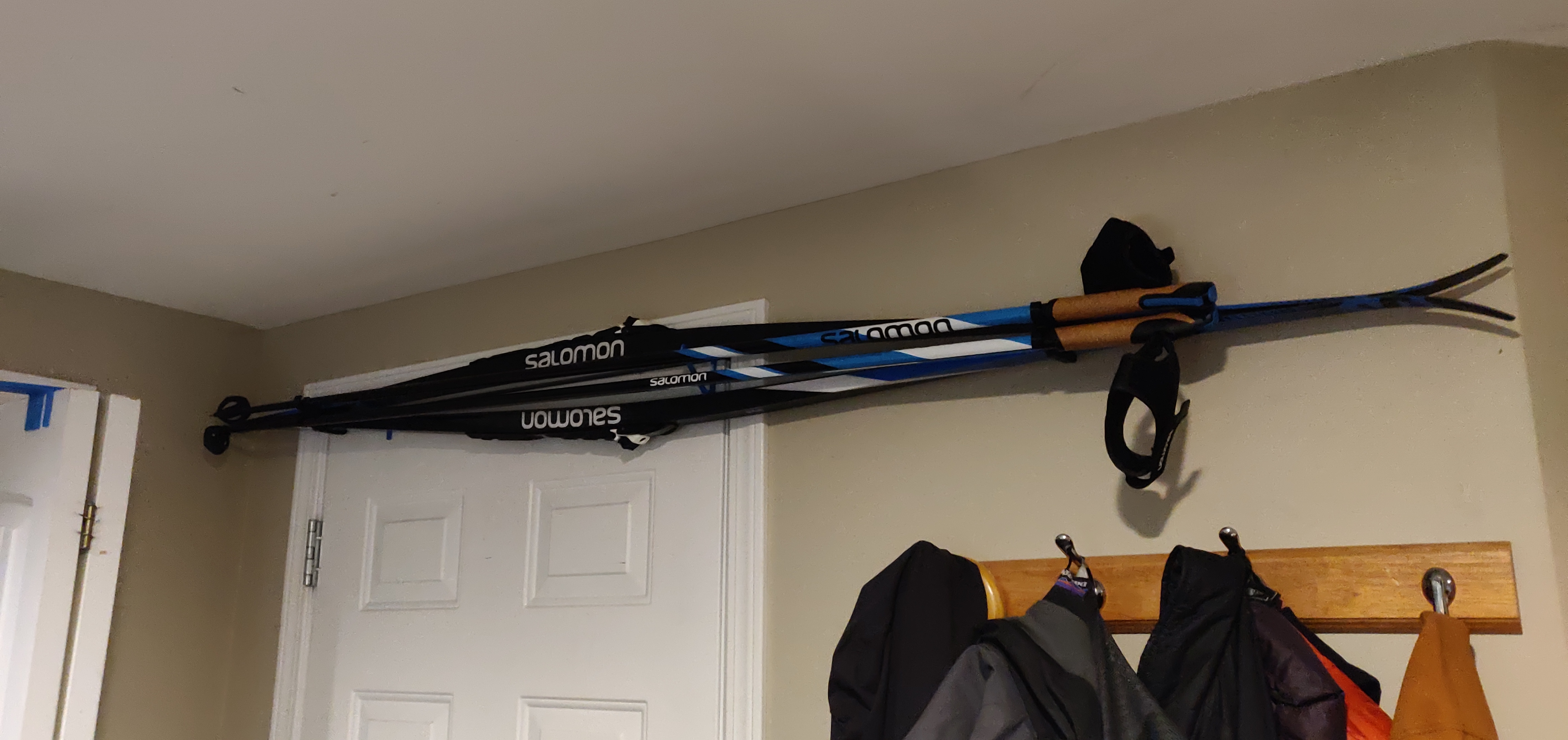 XC Ski Door Rack - photo 2