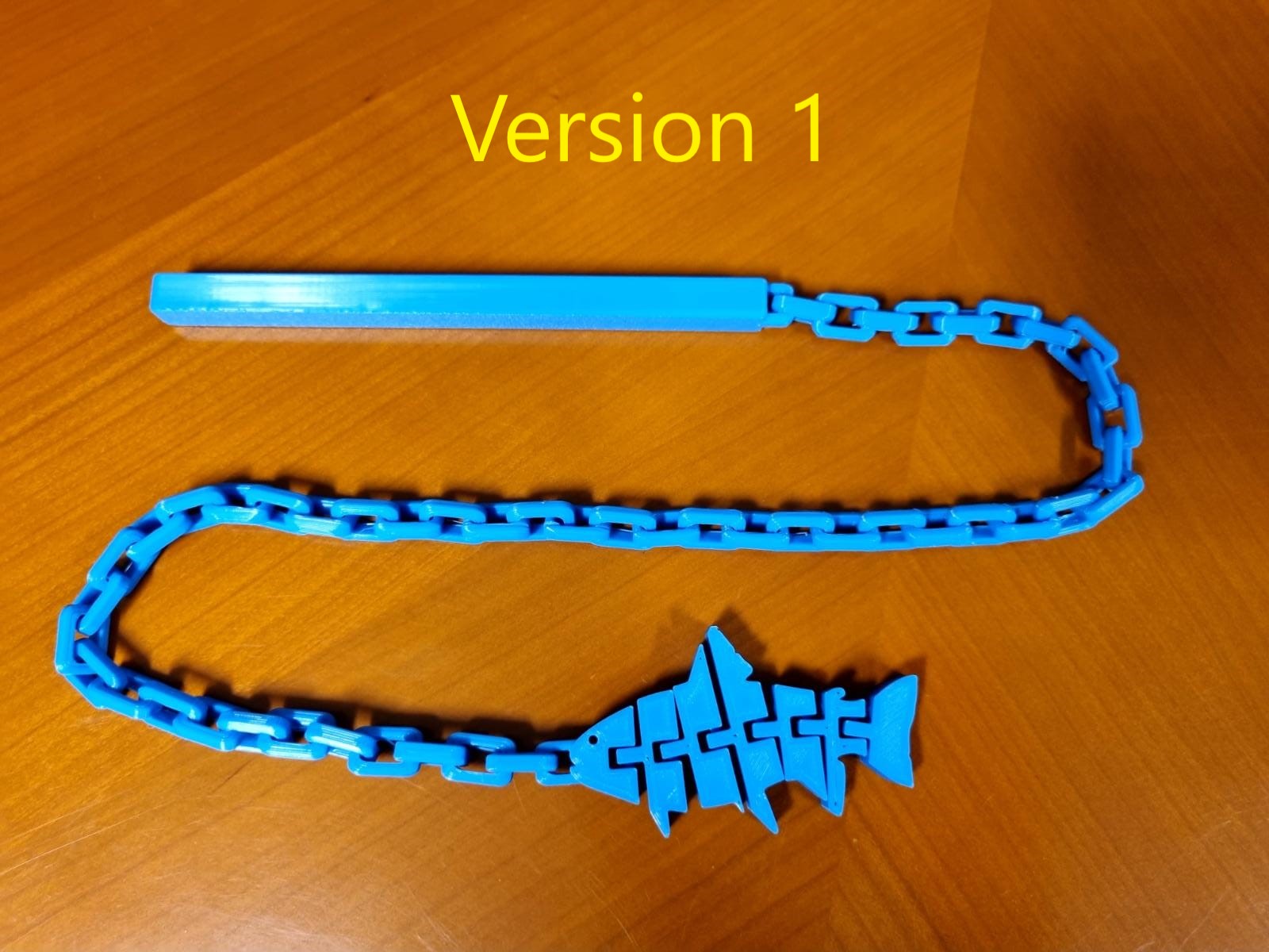 Cat toy with articulated fish! - photo 2