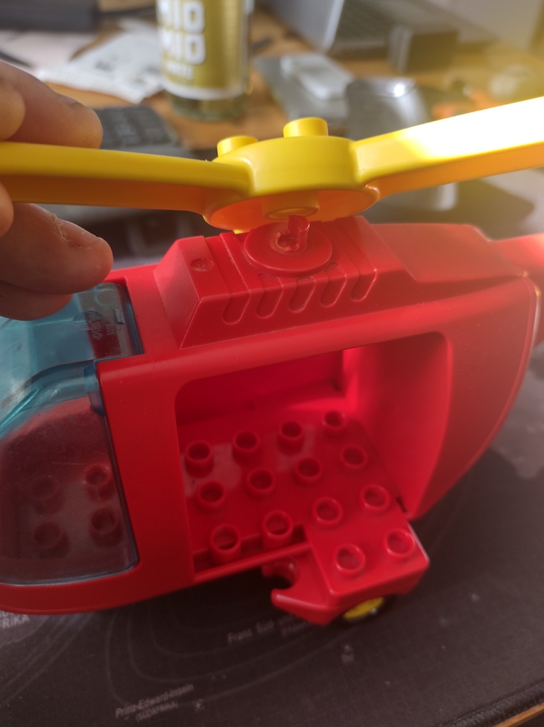 Lego Duplo Helicopter Repair (big one) - photo 4