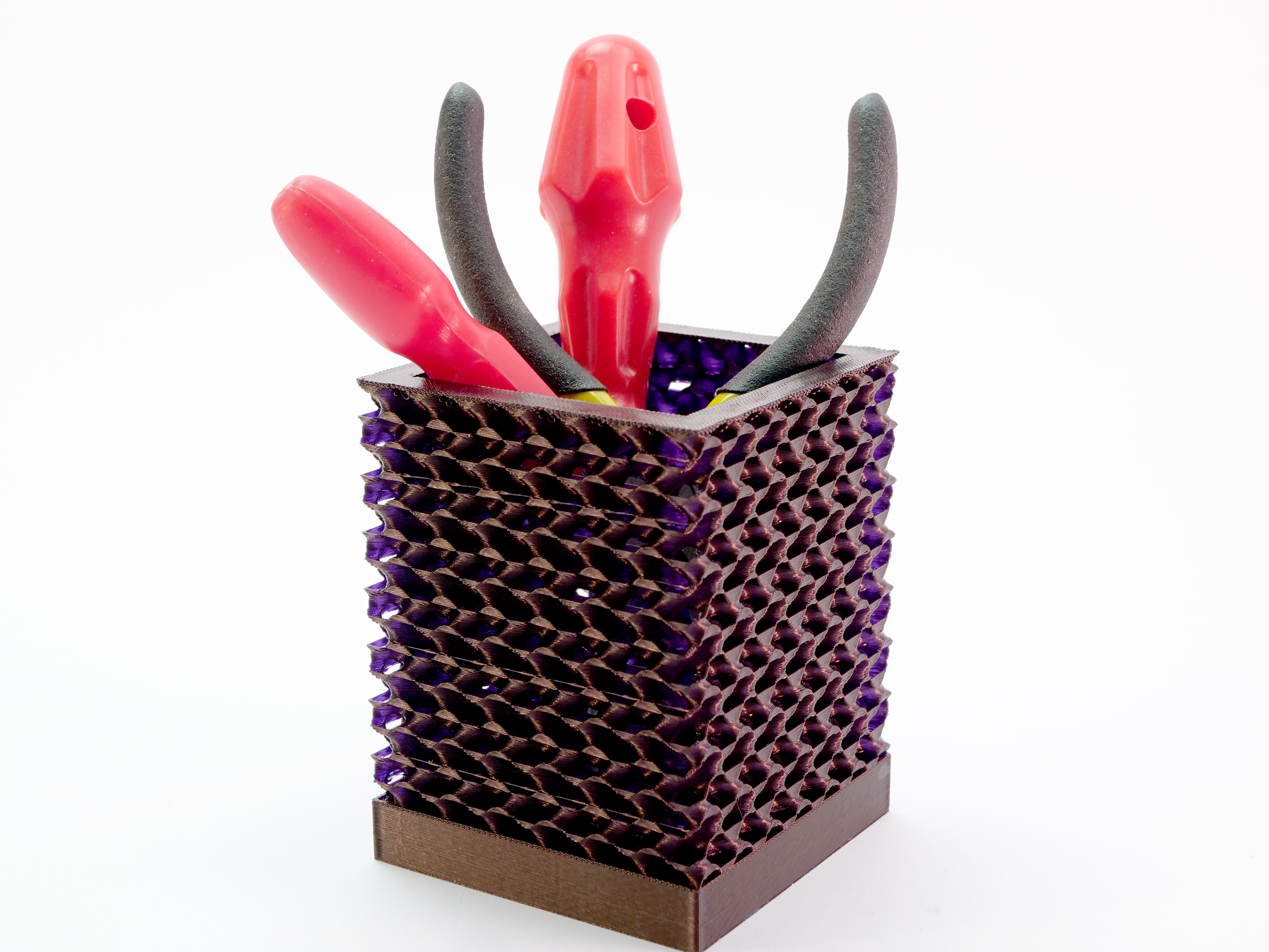 Gyroid Pen Holder