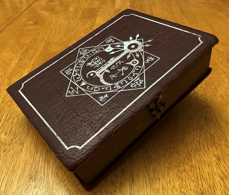 Dice, Miniature and Pen Storage for Elderwood Academy Spellbook Box - photo 3