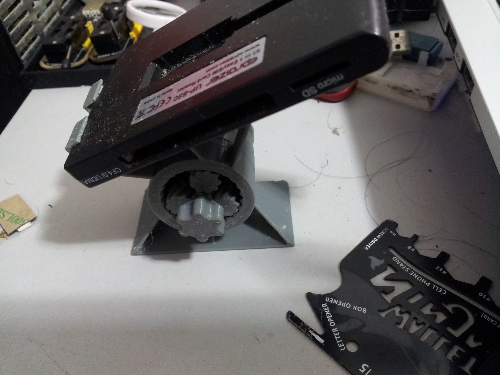 Planetary Phone Stand