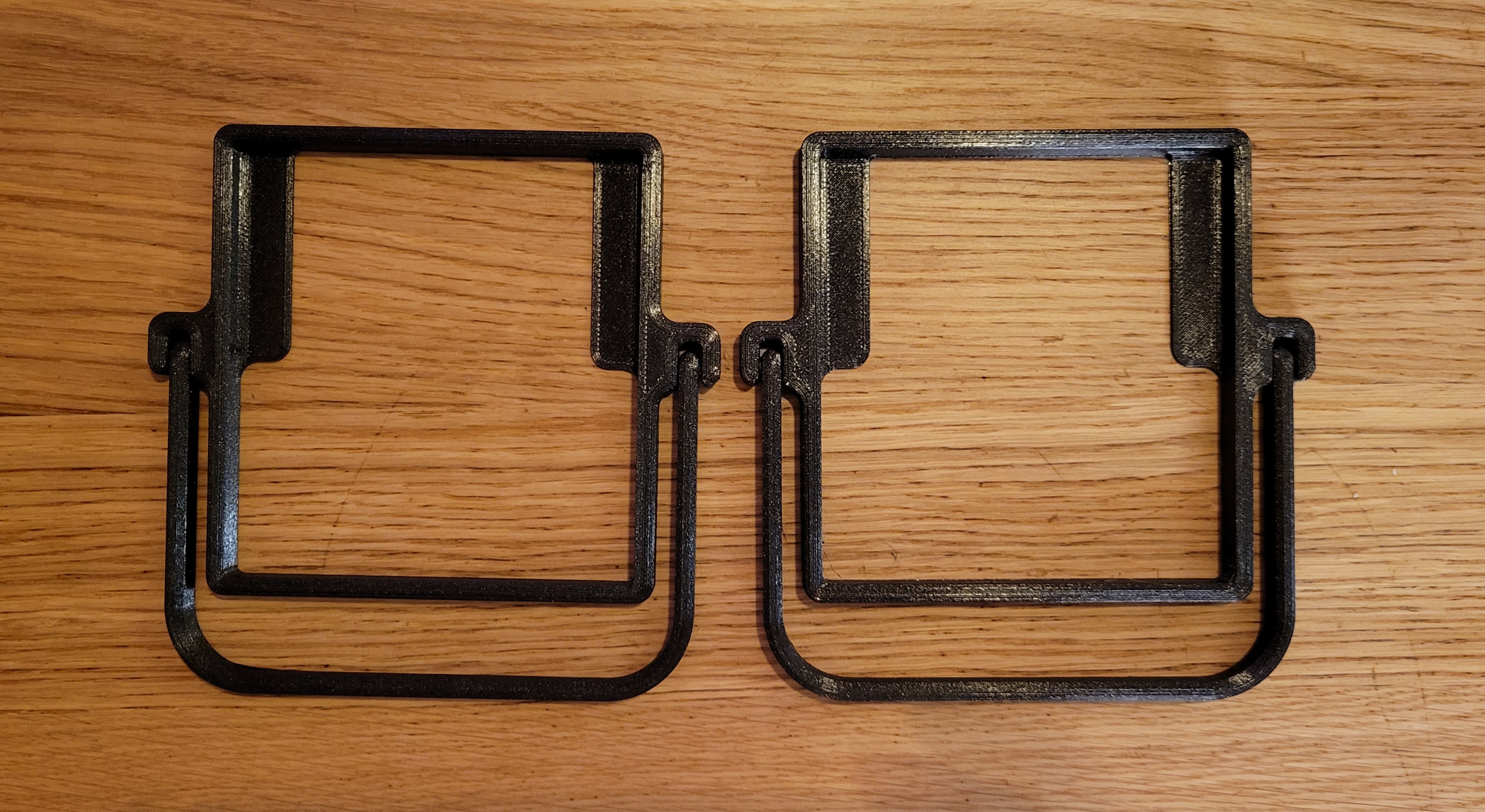 Shoe wall mount, Command Strip - photo 3