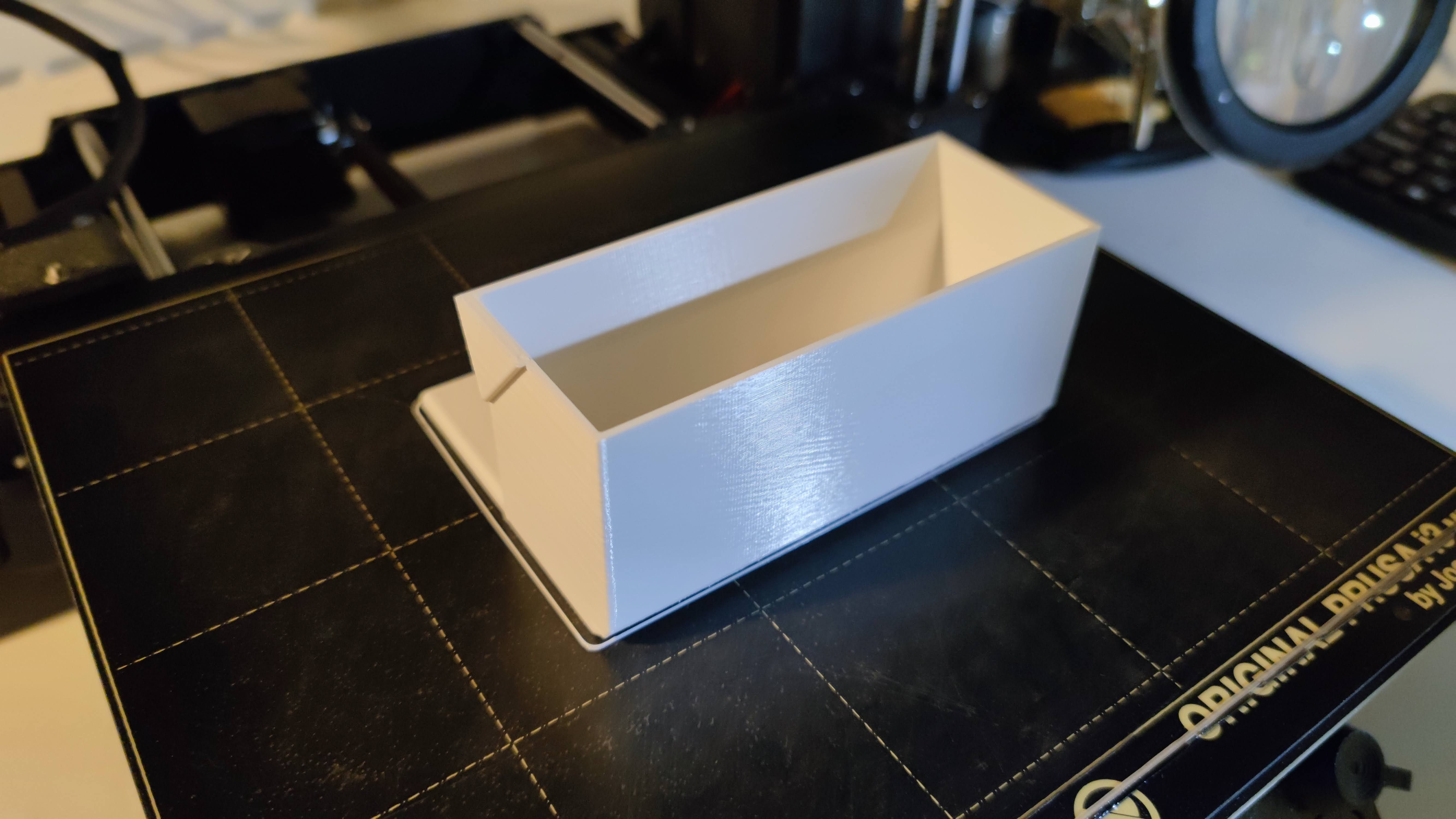 Janome 990D magnetic cloth scrap tray - photo 3