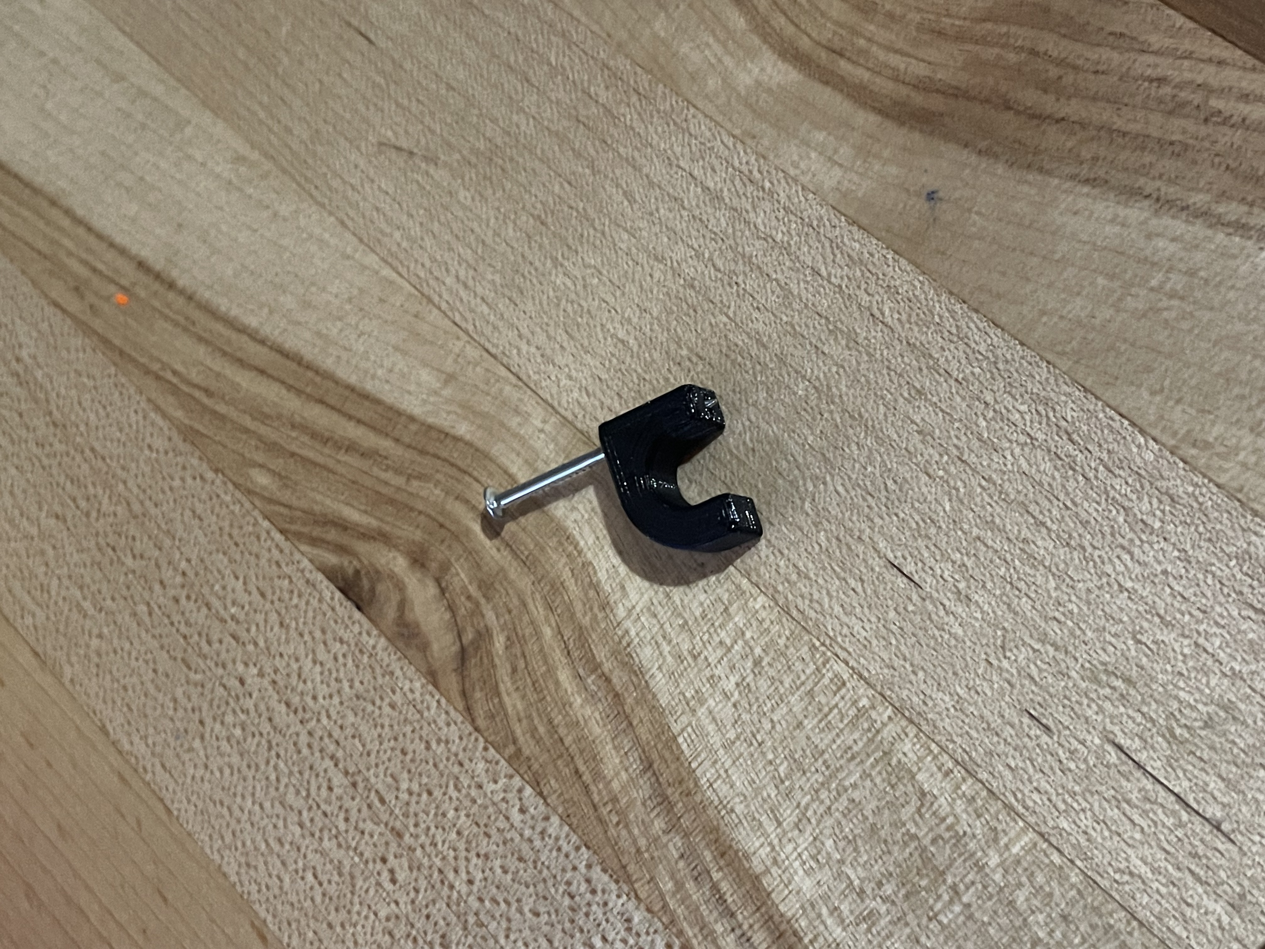 Nail-in cable clip - photo 2