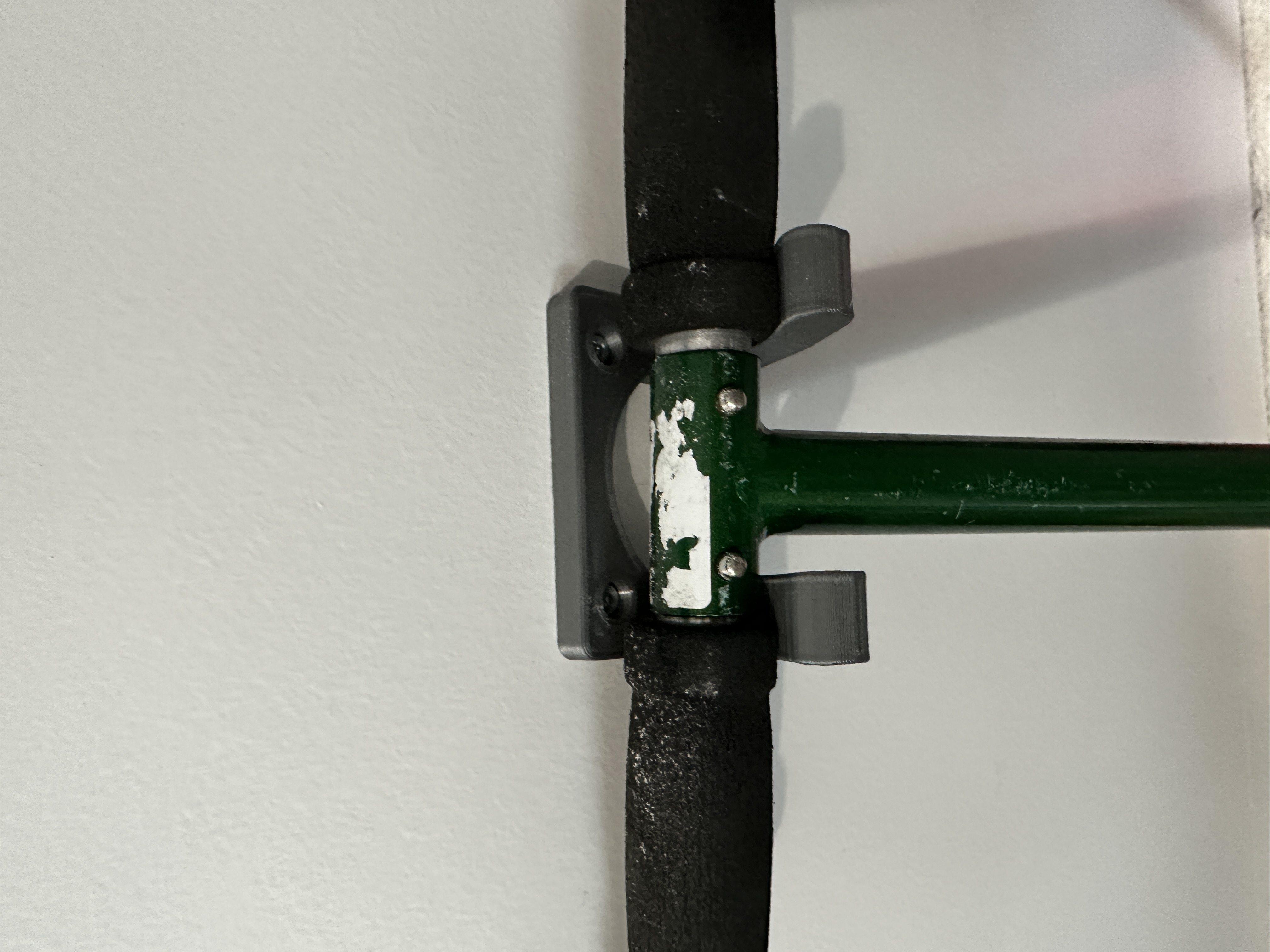 Skateboard / Scooter Wall Hanger Hook - photo 4