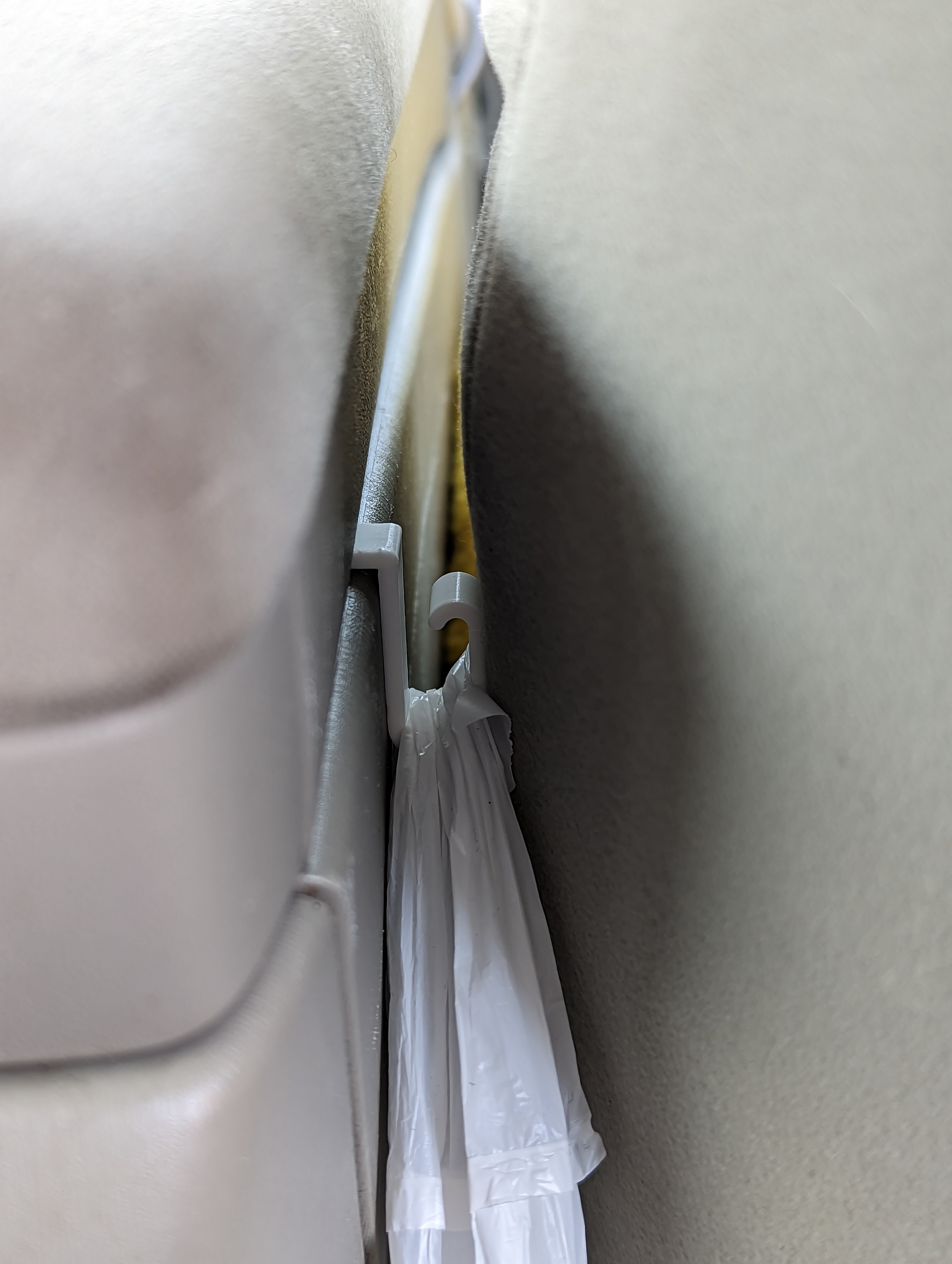 Prius Gen 3 Car Trashcan Bag Clip/hook for Center Console - photo 4