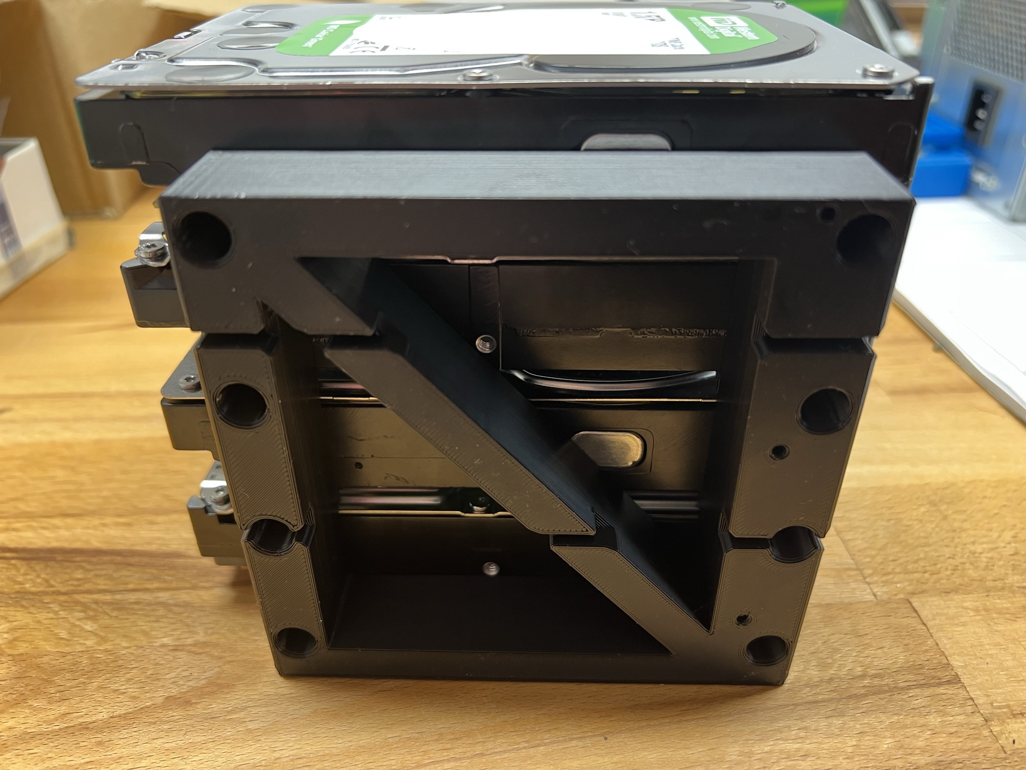 5.25" to 3.5" HDD adapter - photo 2