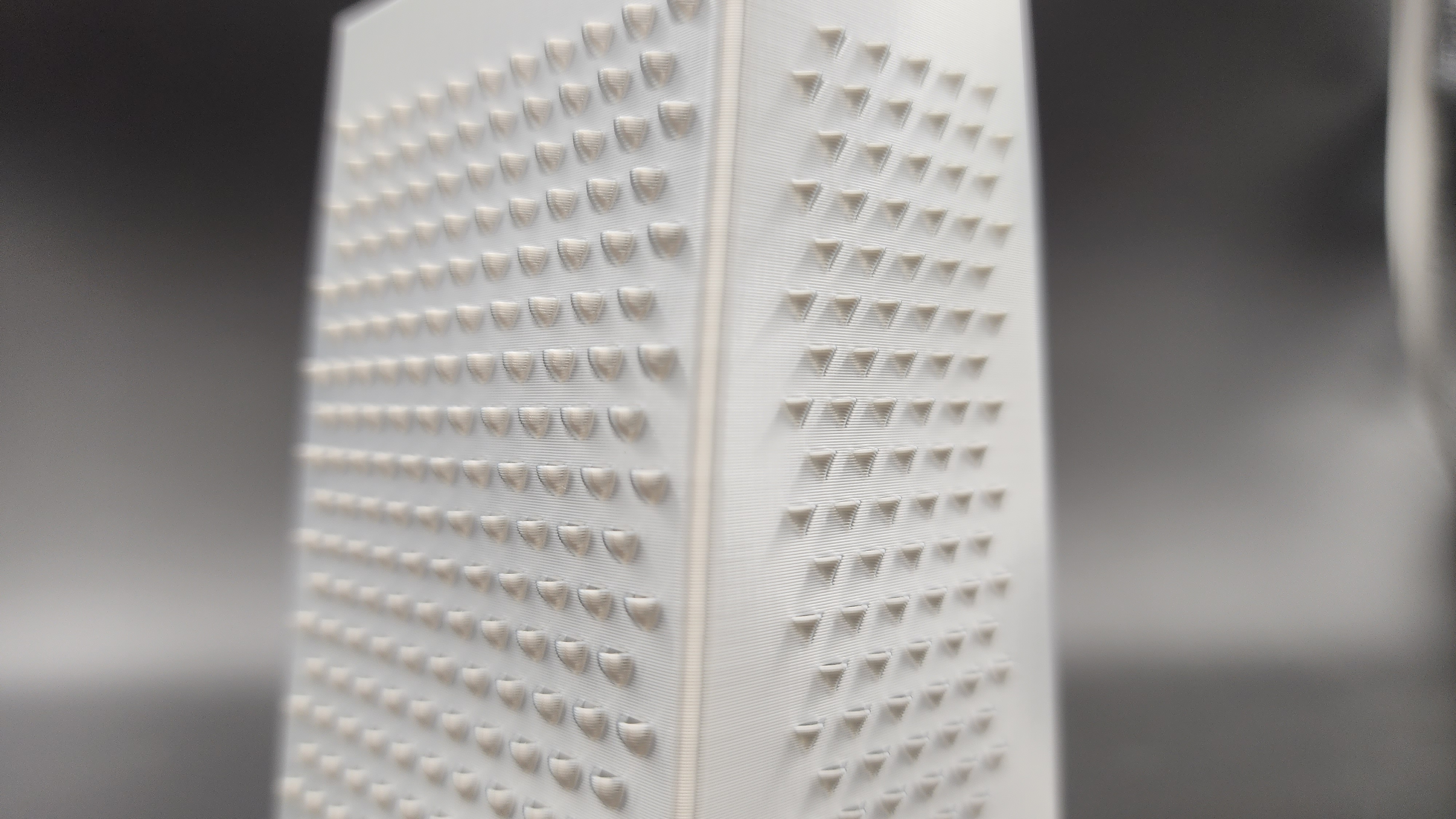 Cheese Grater Spiral Vase Caddy - photo 4