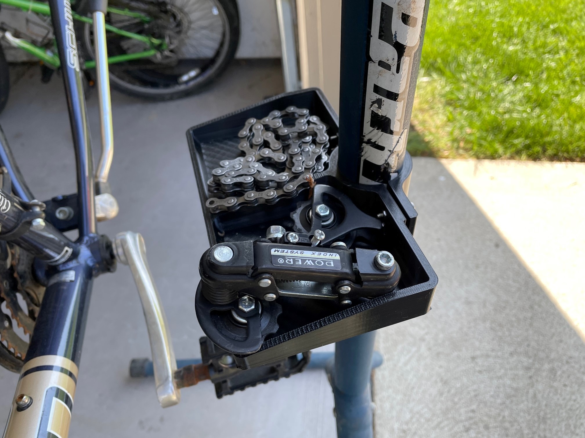 Bike Repair Stand Parts Tray / Shelf (Park Tool Stand)