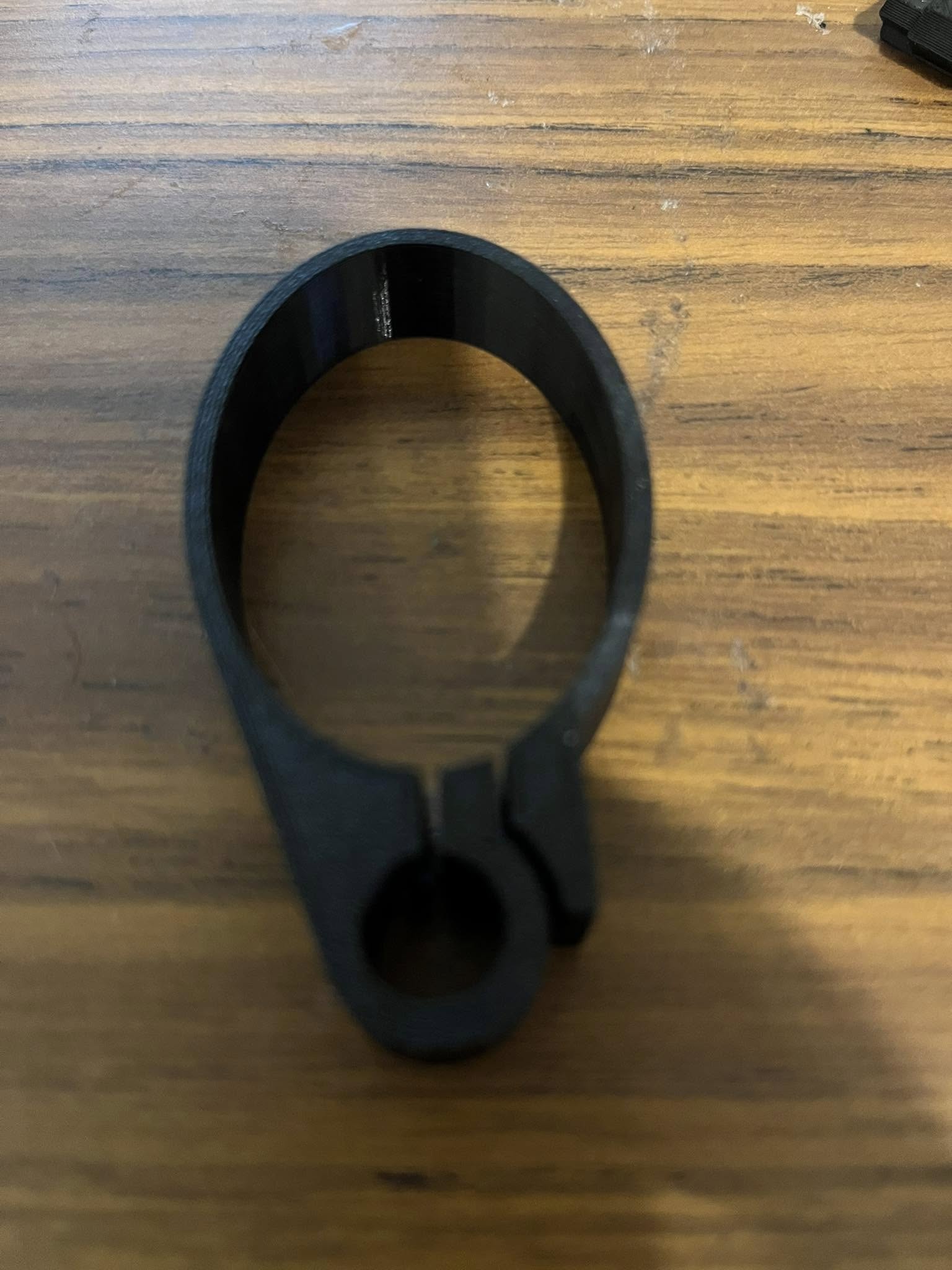 Chinook Plus 2 fuel line/strut clamp - photo 2