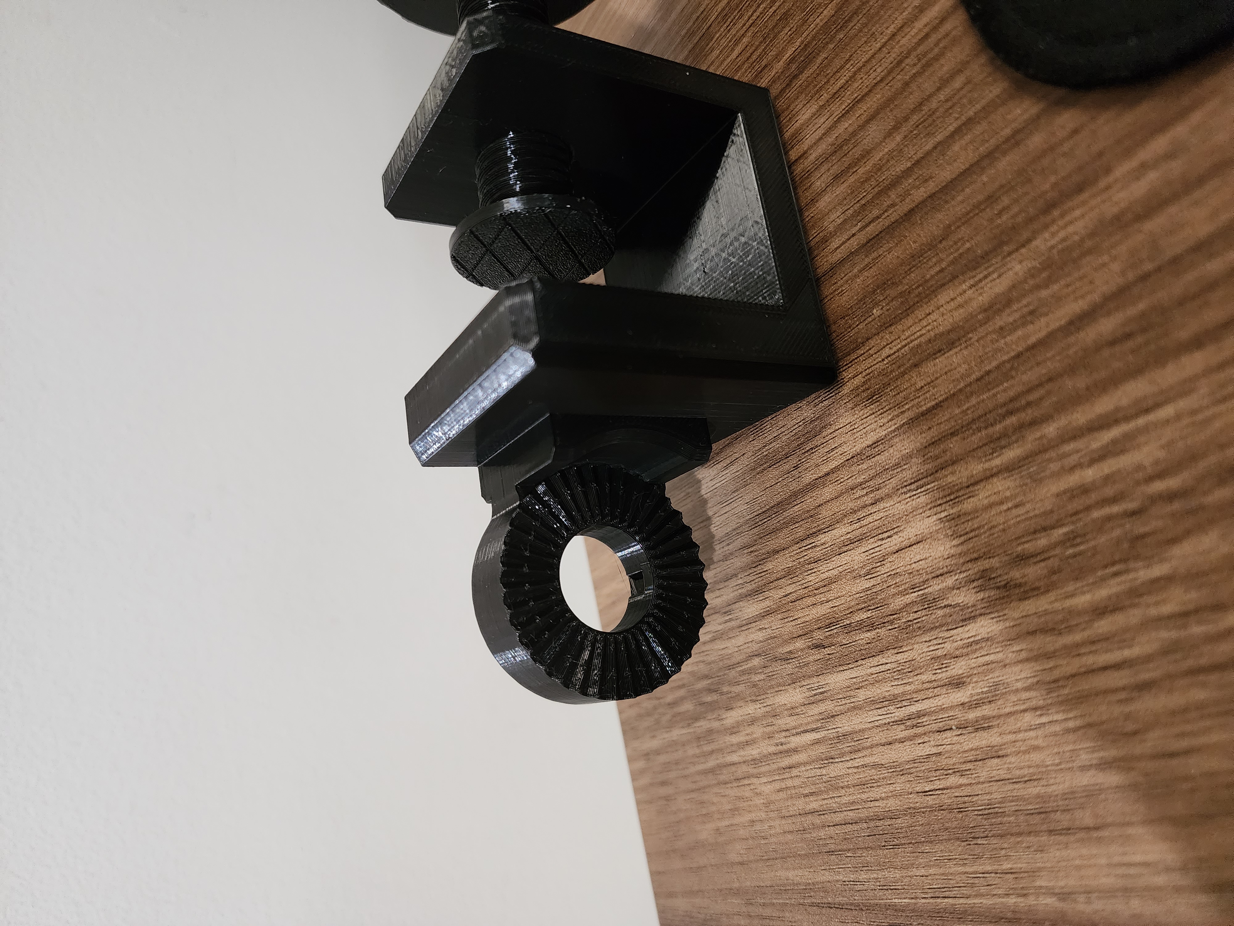 Smaller clamp with attachment - photo 2