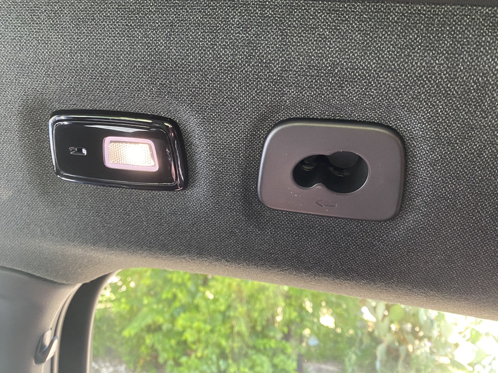 Volvo Rear Seat Accessory Hook - photo 2