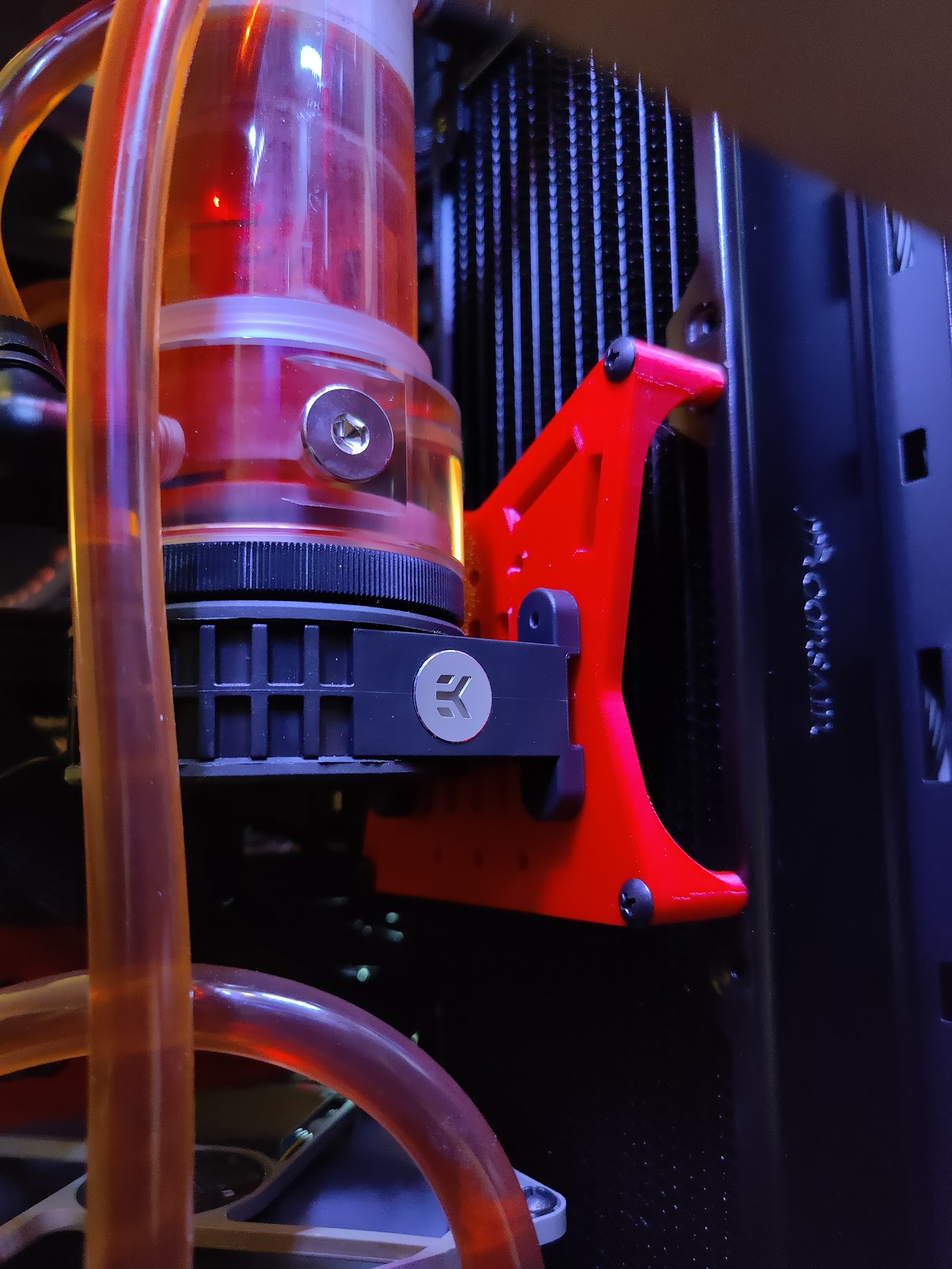 EKWB pump bracket mount, 120mm