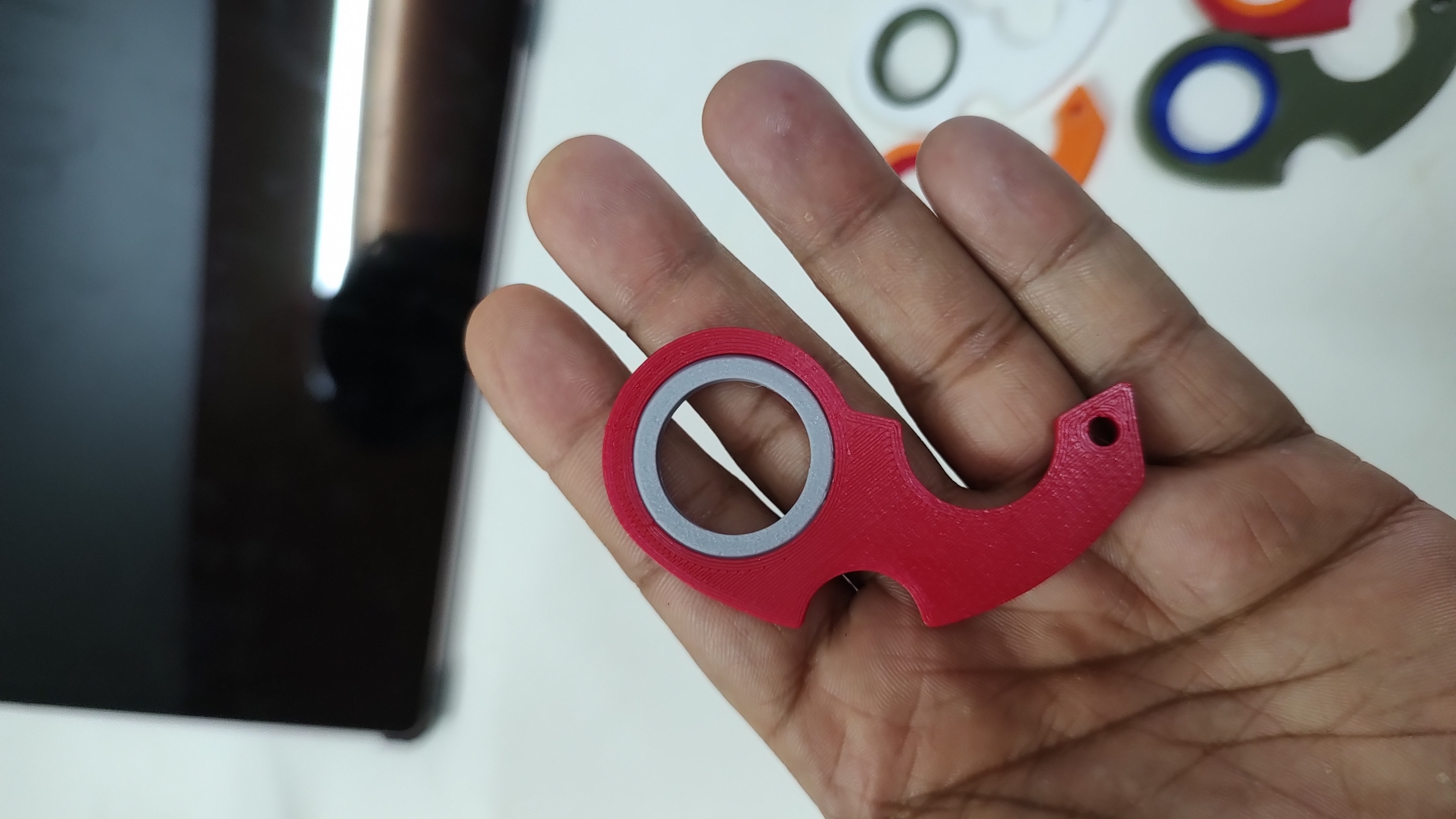 Karambit Spinner Keychain, with no bearing. - photo 4