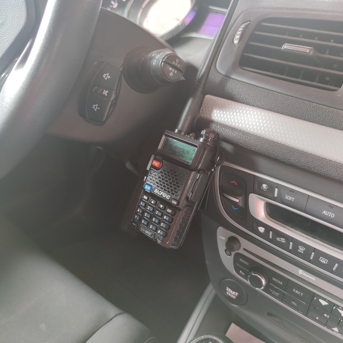 Baofeng UV-5R car mount - photo 4