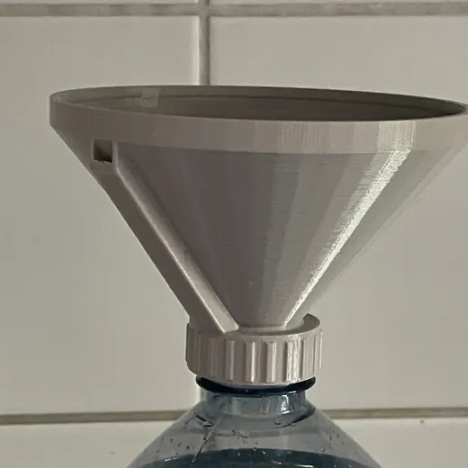 Funnel for PET Bottle with tunnel for escaping air - photo 2
