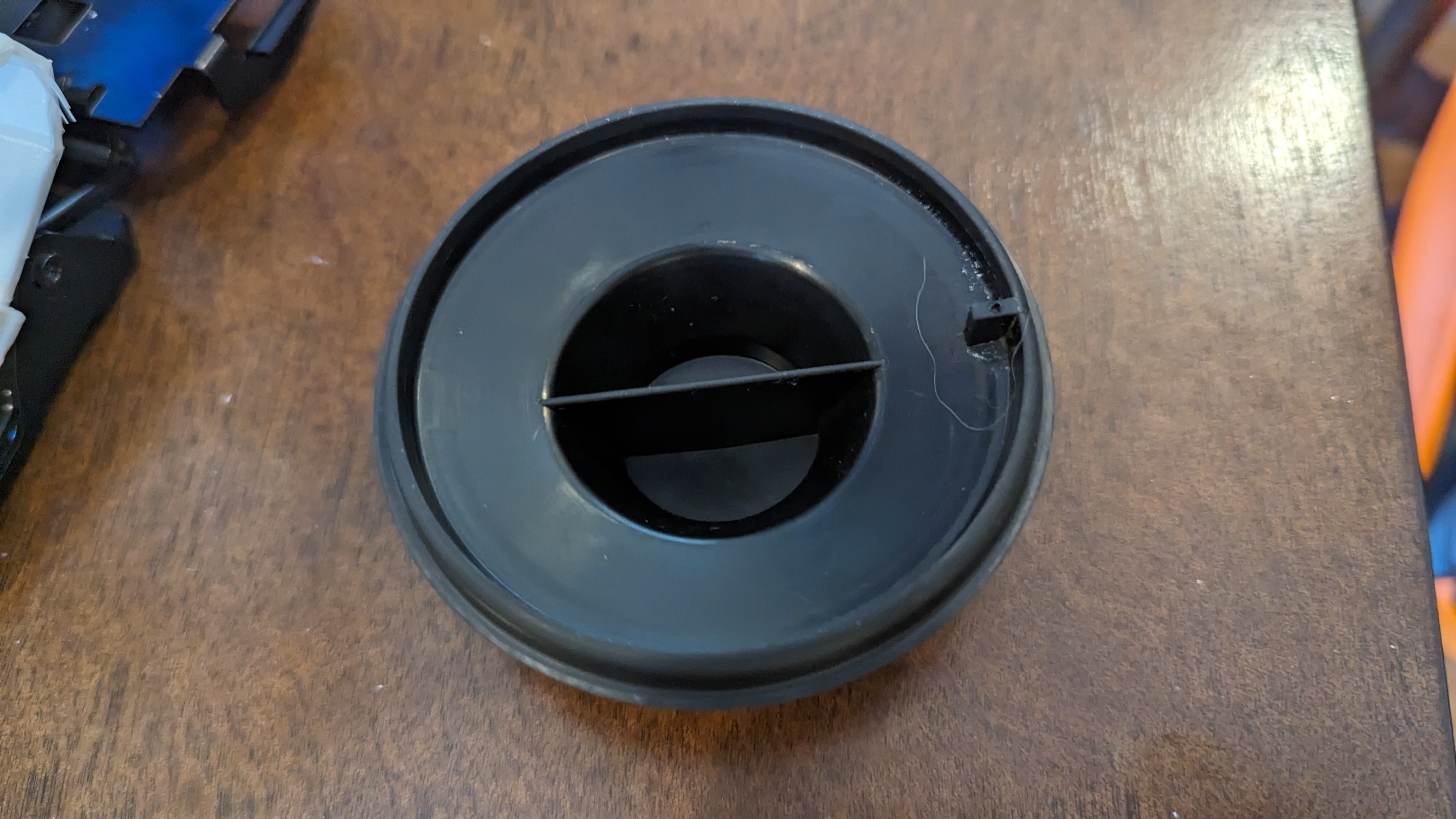 Kitchen sink drain plug caddy - photo 3