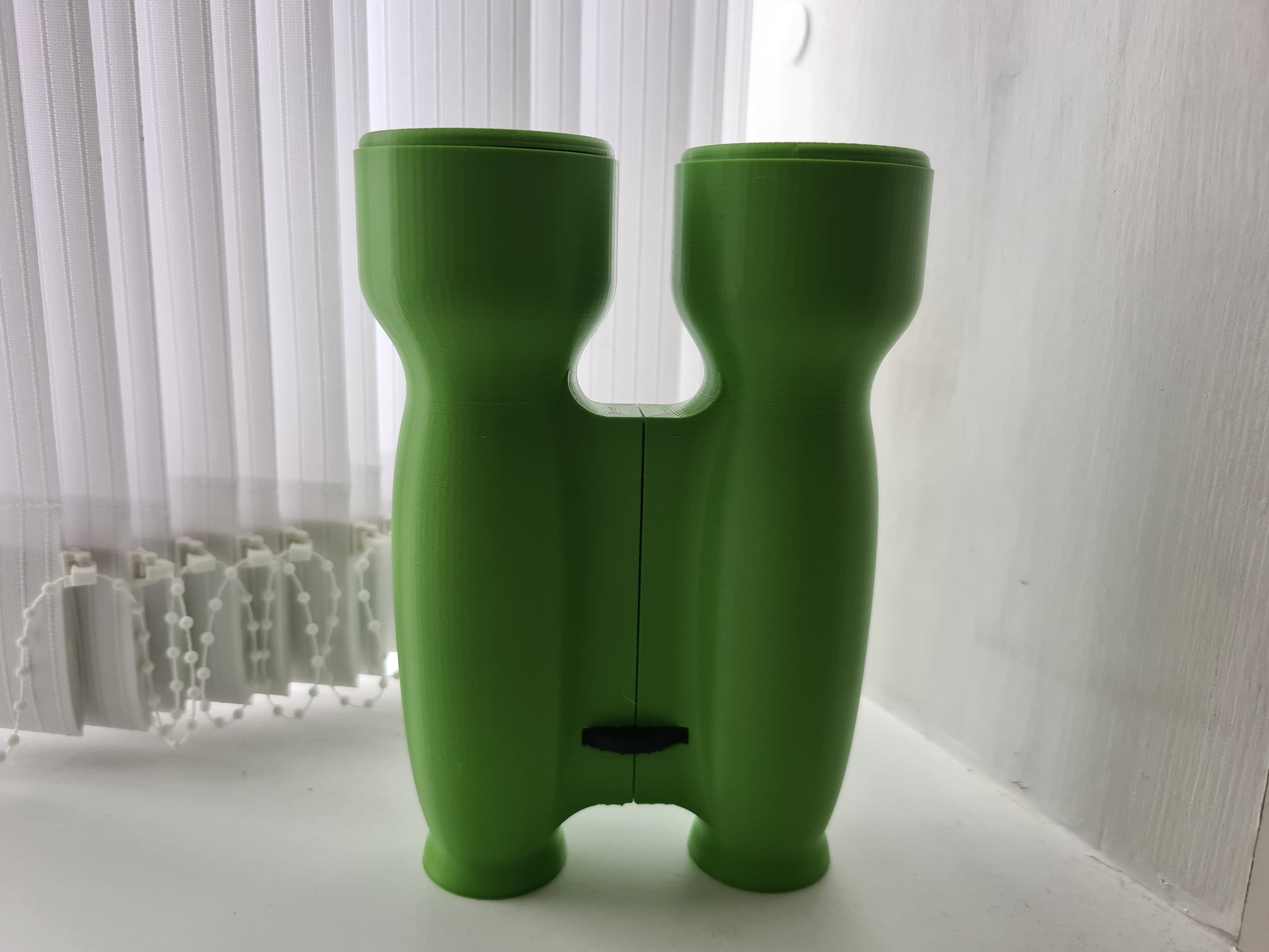 toy binoculars whit a twist - photo 3