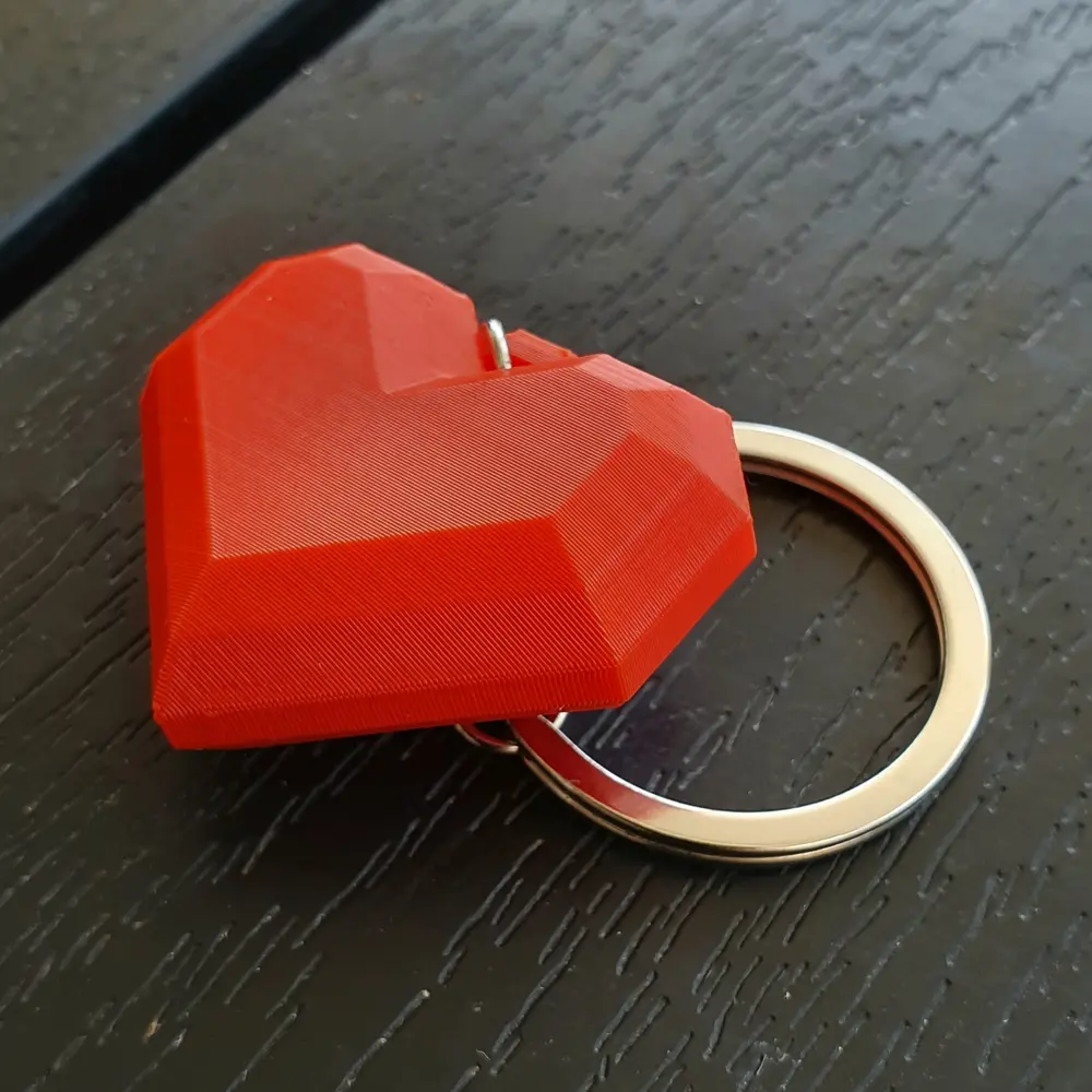 Low poly heart keychain - photo 2