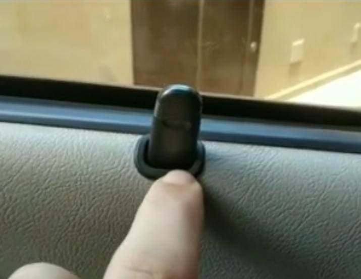Surface finishing door pin from Chery QQ 1100cc.