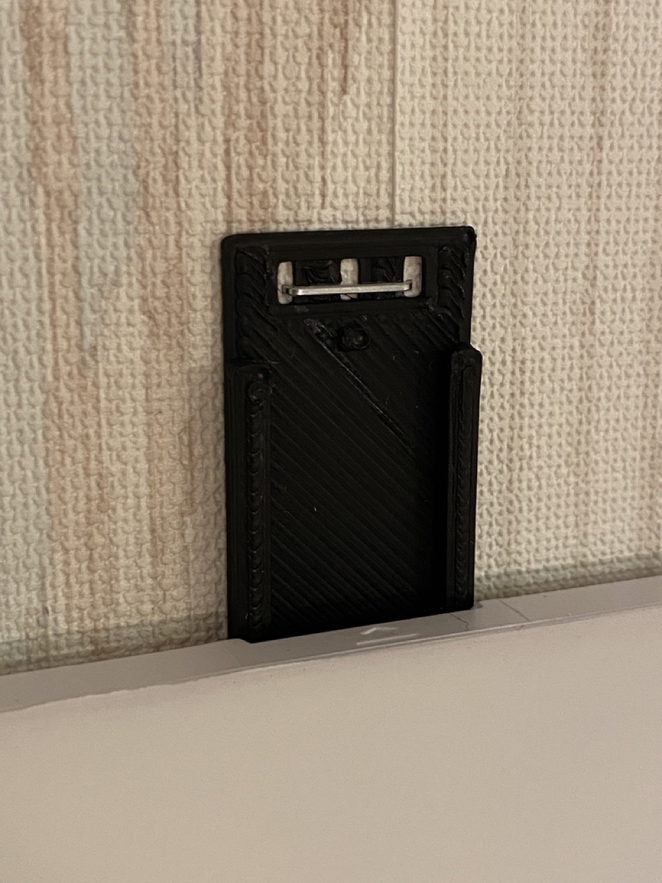 Nanoleaf Canvas Clip Stapler Drywall - photo 3