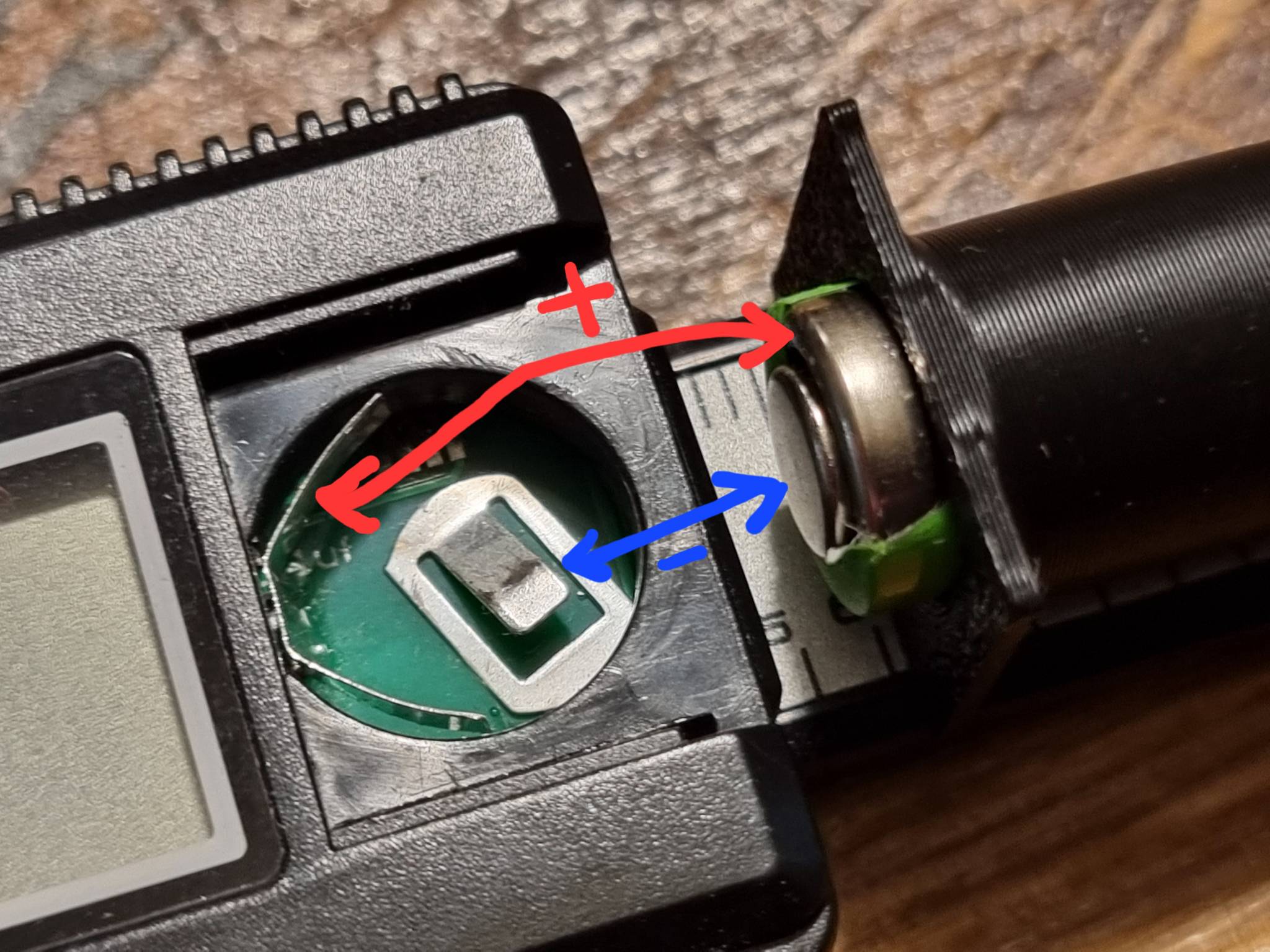 simplest AAA Battery Holder for your Caliper - photo 2