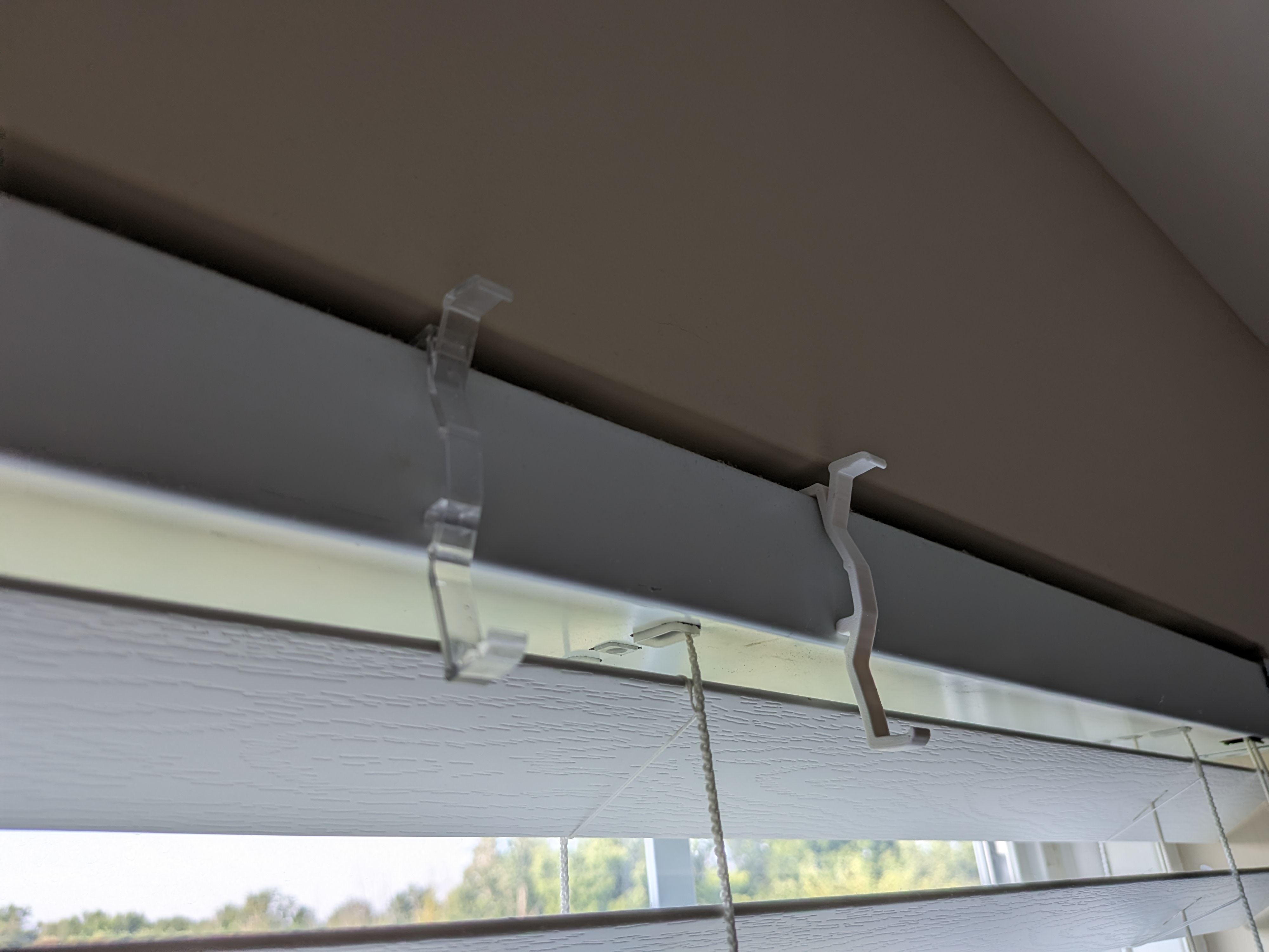 Hunter Douglas Woodmates Valence Clip 2-1/2'' | 63.5mm - Window Venetian Blind Decoration - photo 2