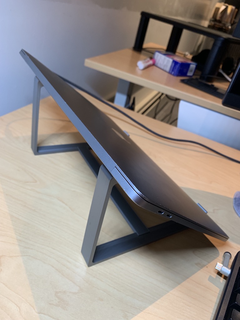 Macbook Pro Stand