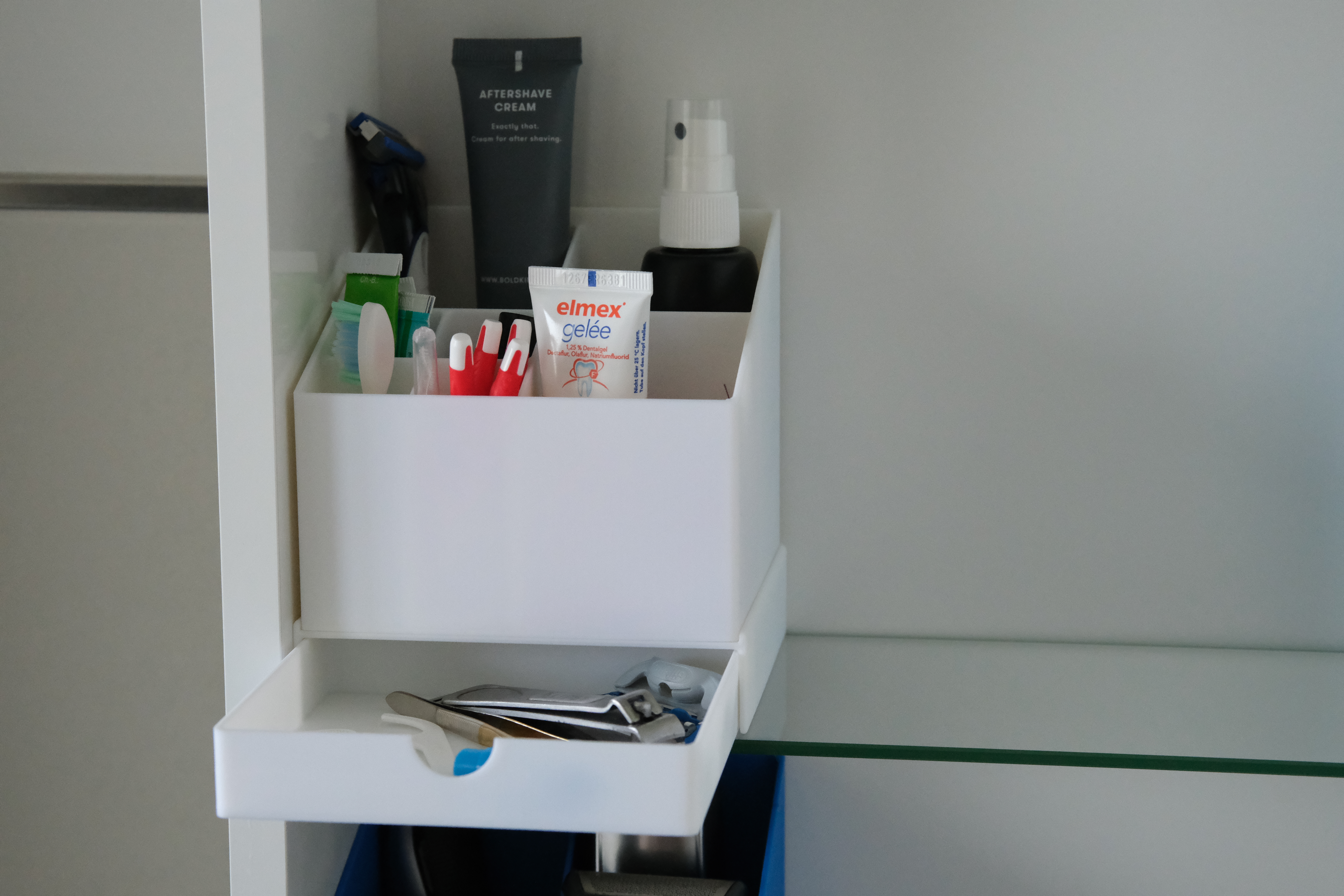 mini organizer for bathroom mirror cabinet