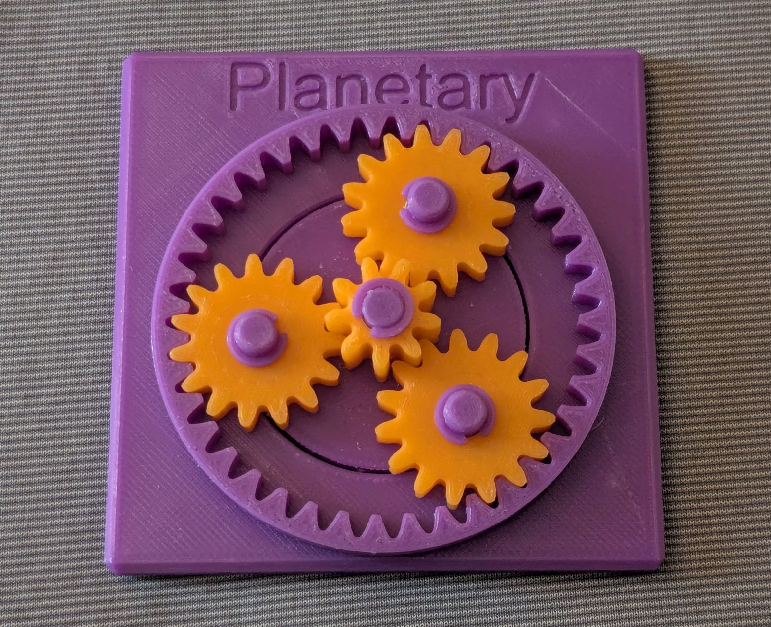 Educational model of Planetary Gear