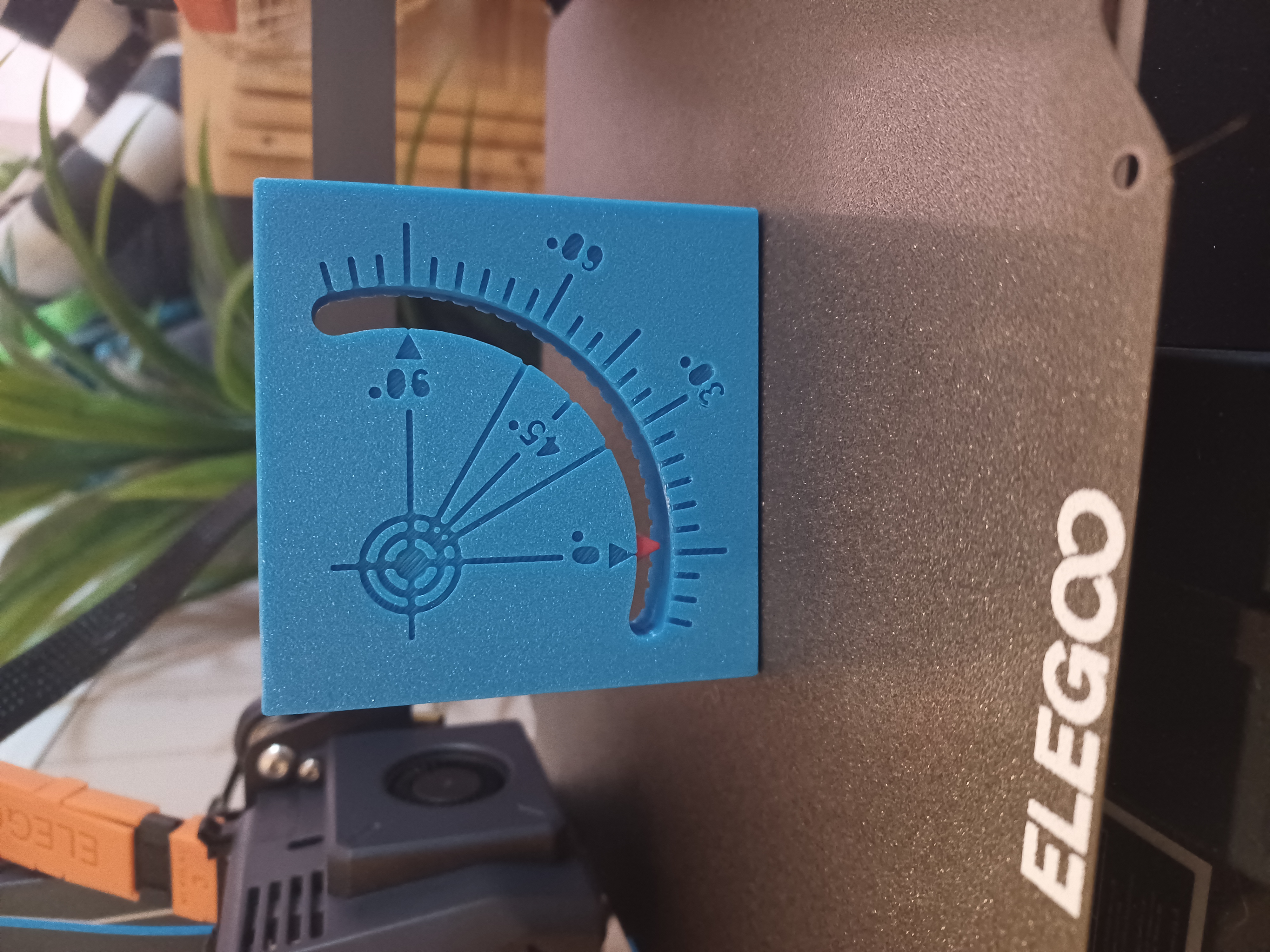 Multi-Function Level and Inclinometer Tool