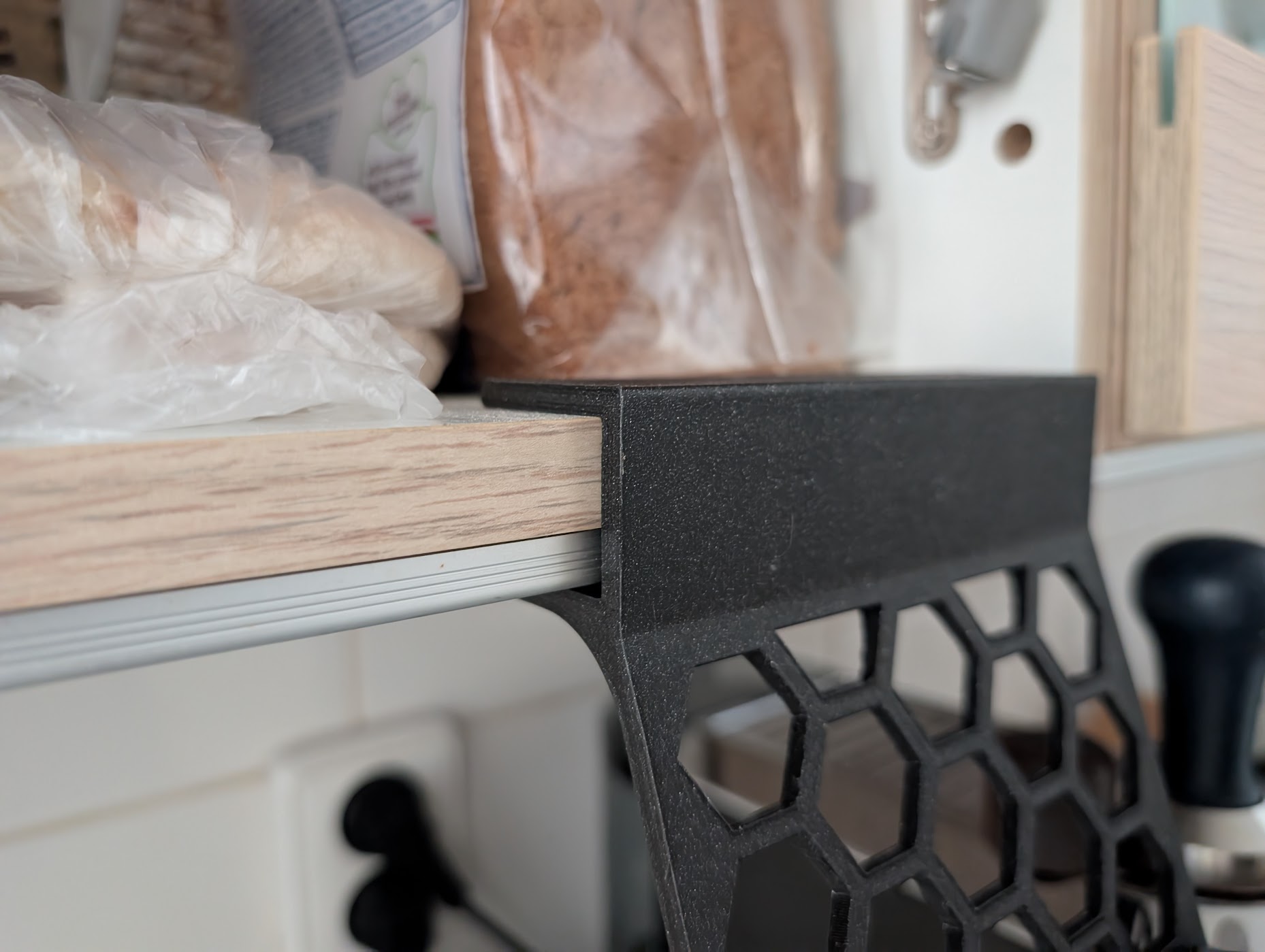 Under Cabinet Phone Kitchen Stand/Holder 25mm - photo 2