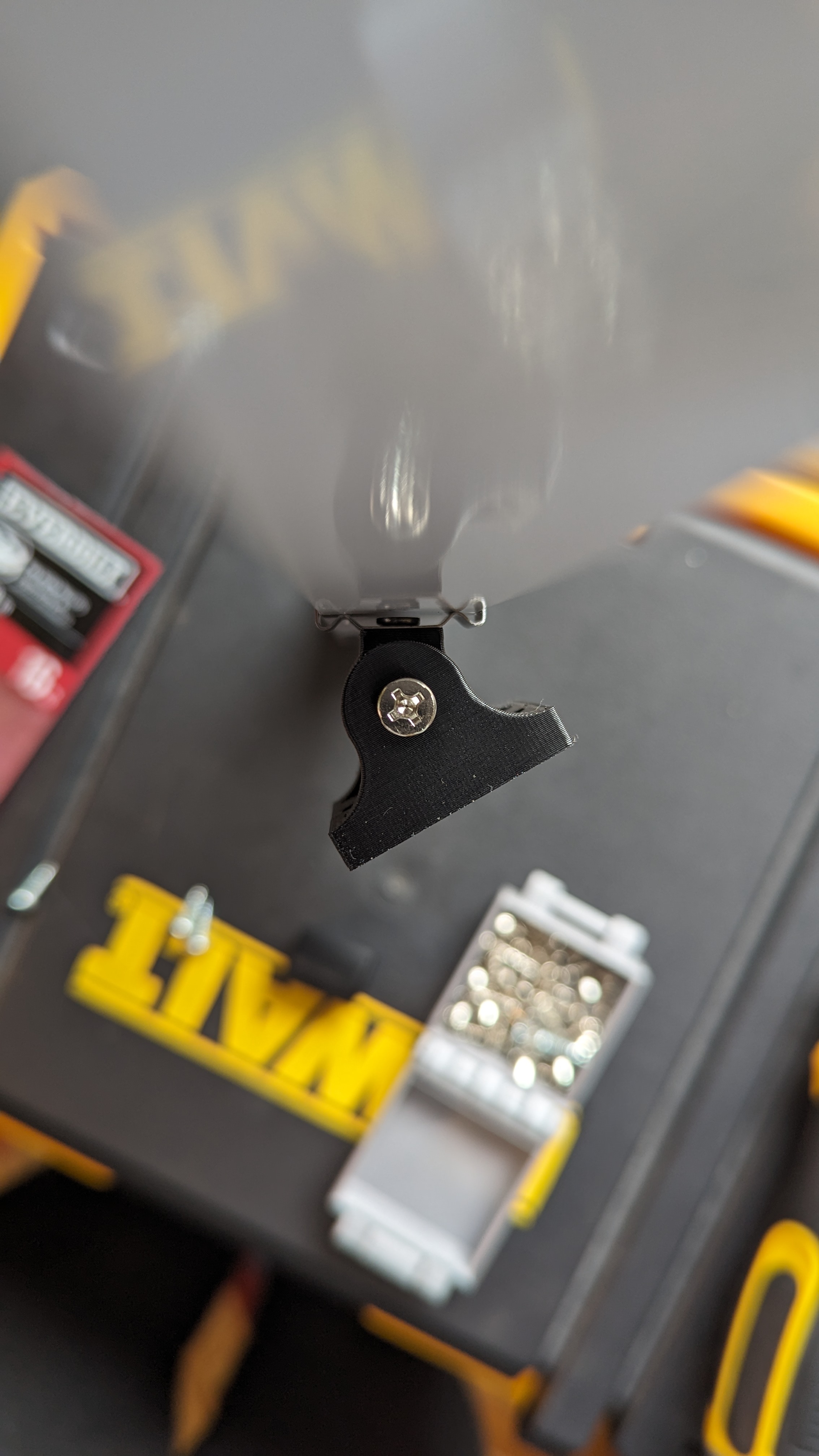 Locking Hinge! - photo 3