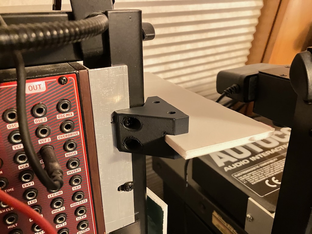 19" Rack sub-1U Shelf Bracket - photo 2