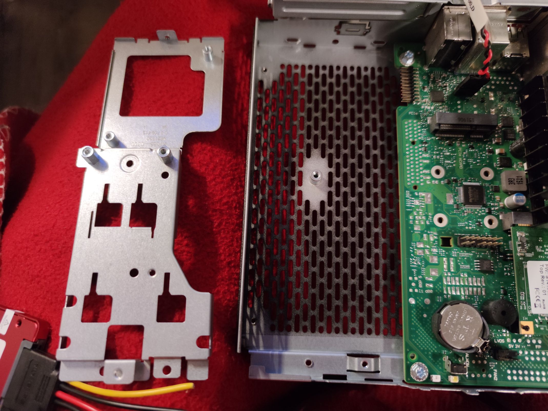 SSD mount for Fujitsu Futro S720 - photo 3