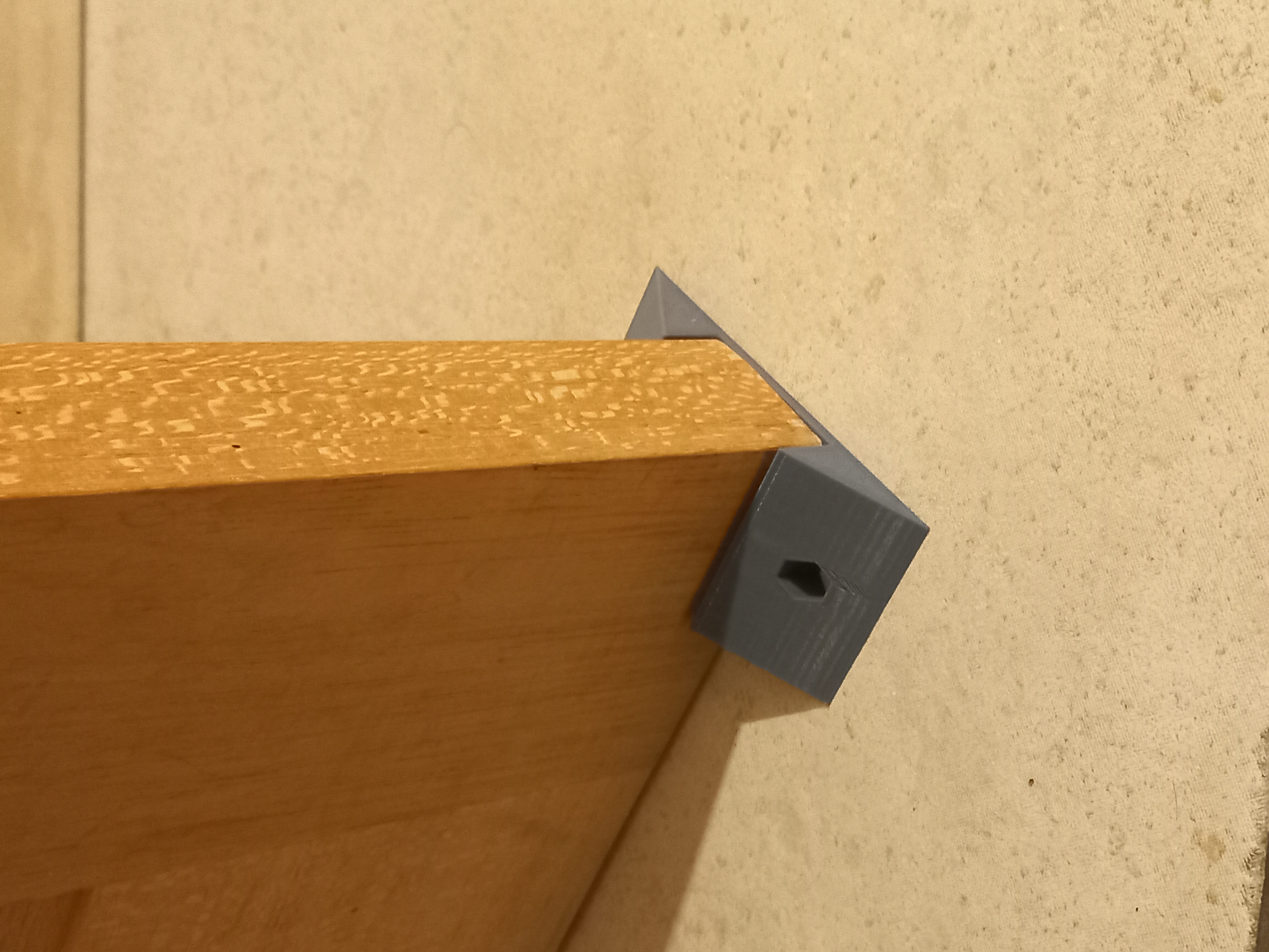 Slide-on-door doorstop (parametric)