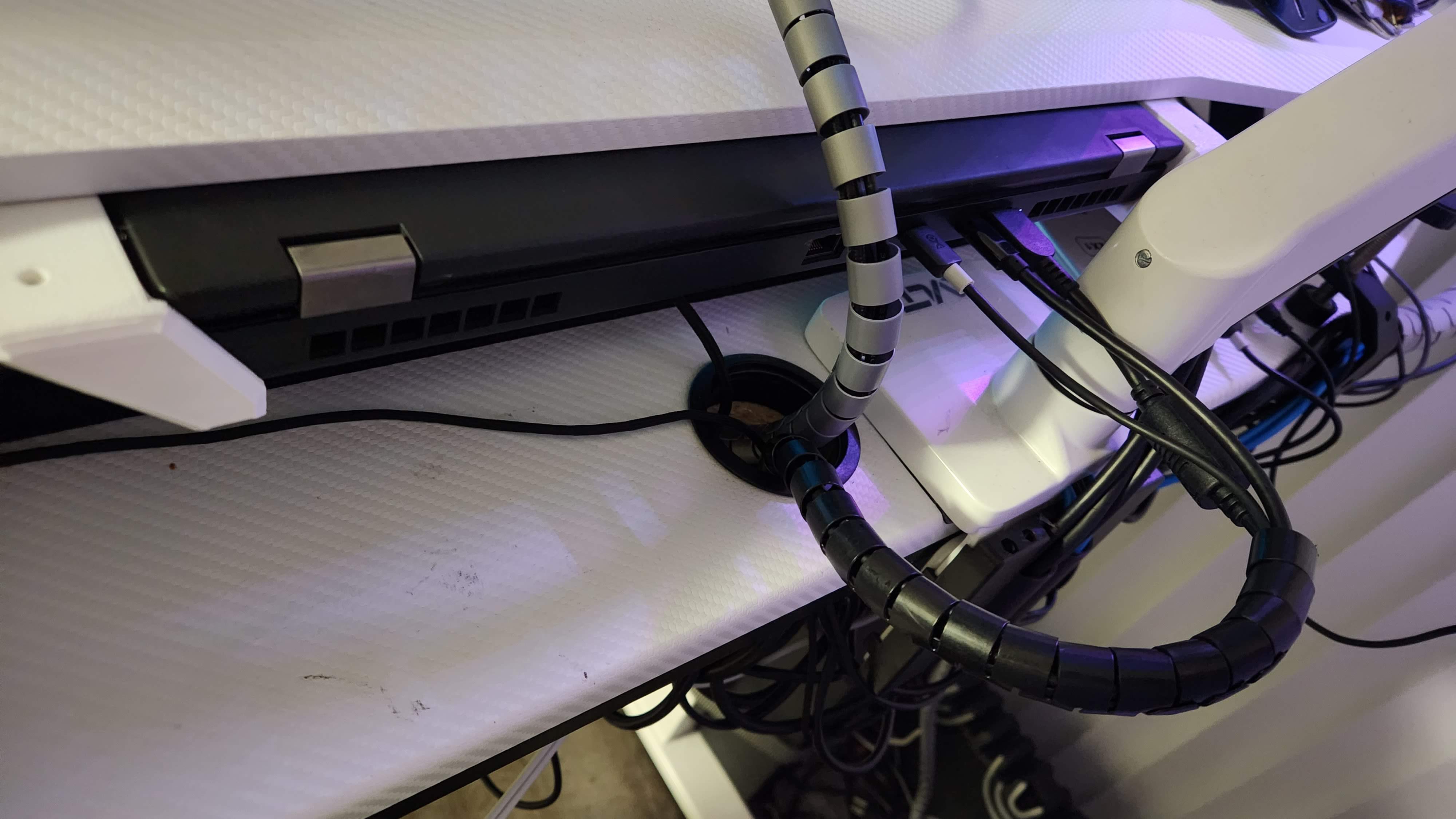 Under desk/shelf bracket mount for Lenovo ThinkPad P52 laptop - photo 3