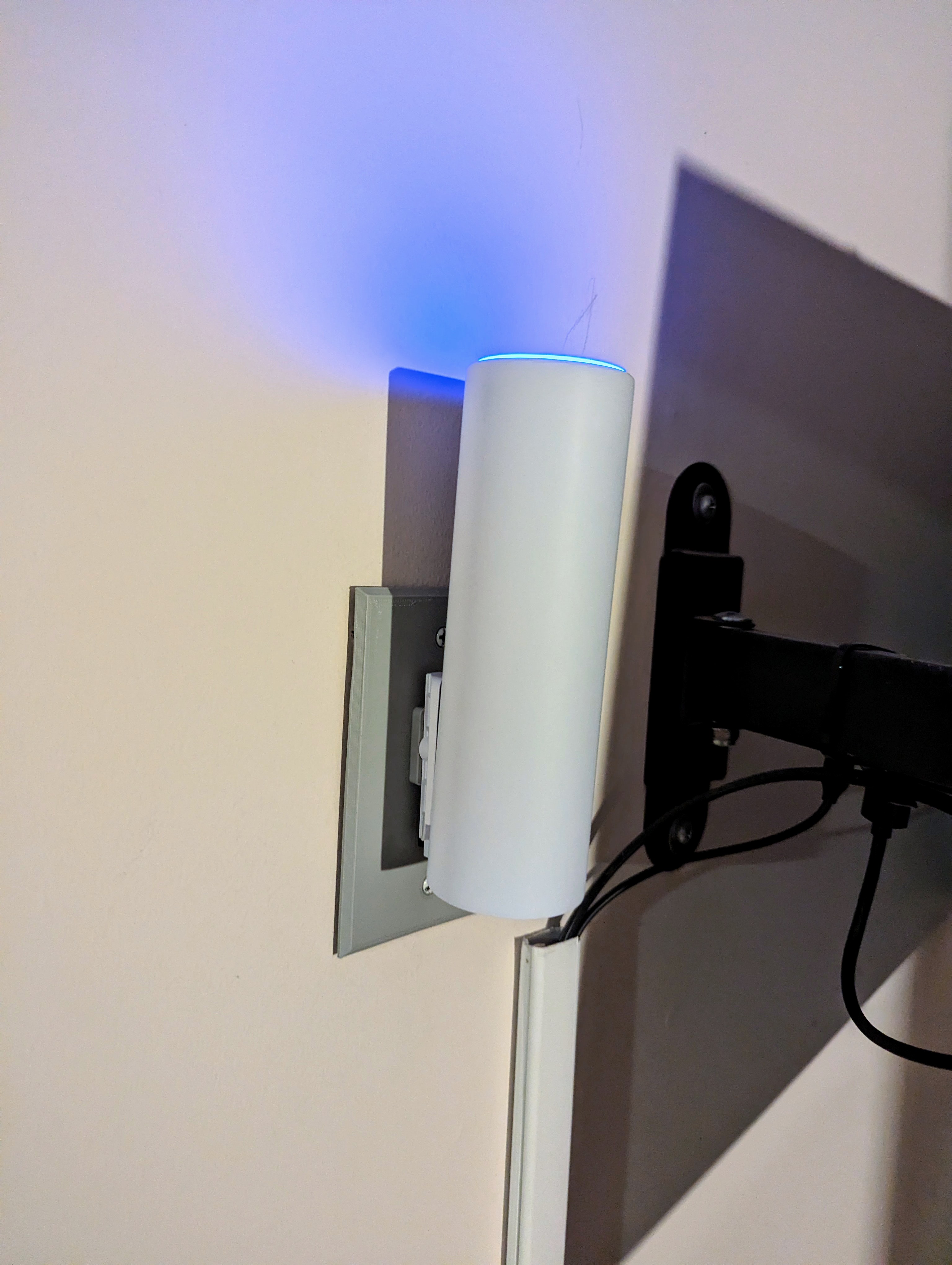 Ubiquiti Unifi Gang Plate for G3 G5 Flex U6 Mesh Device Mount - photo 4