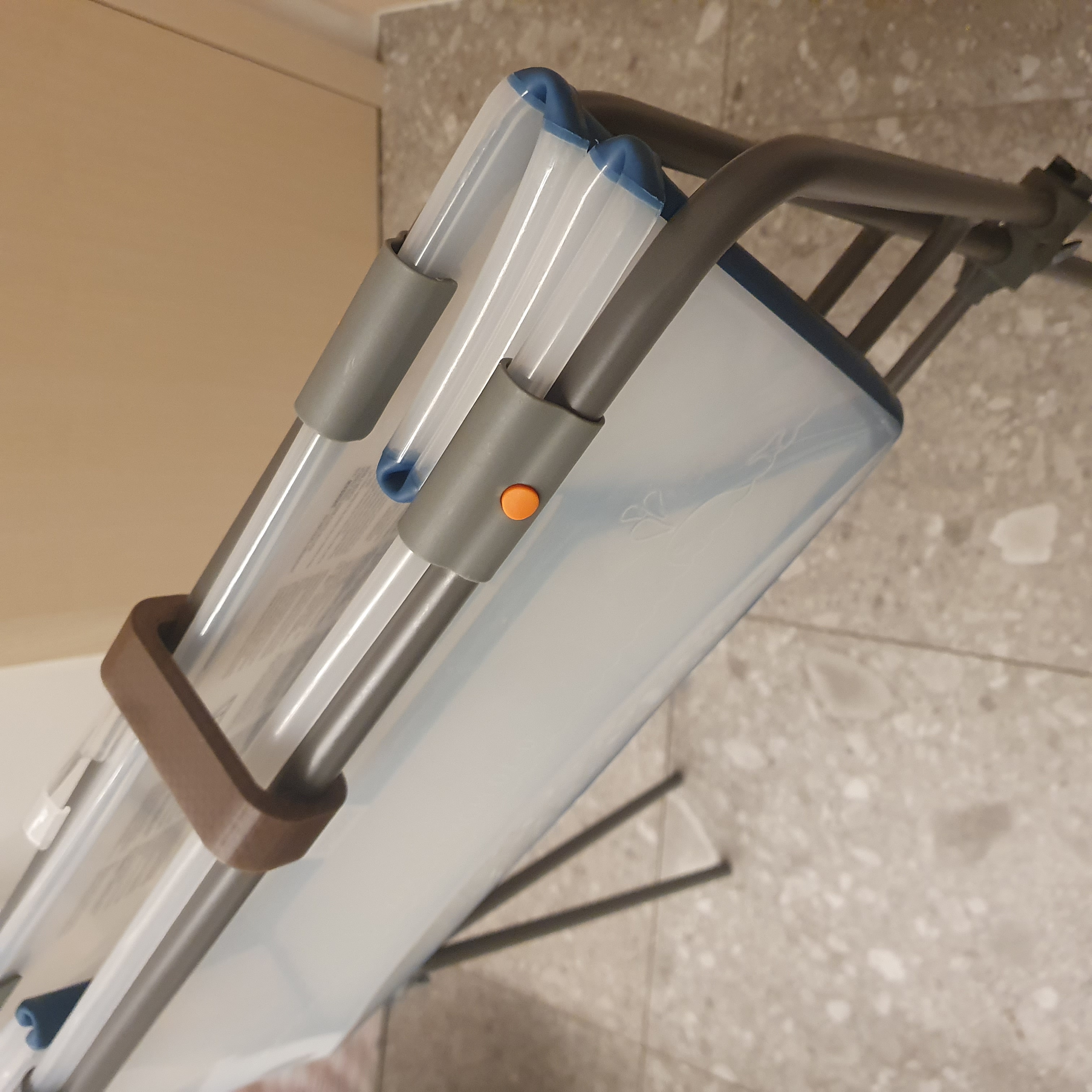 Clip for Stokke Flexi Bath storage
