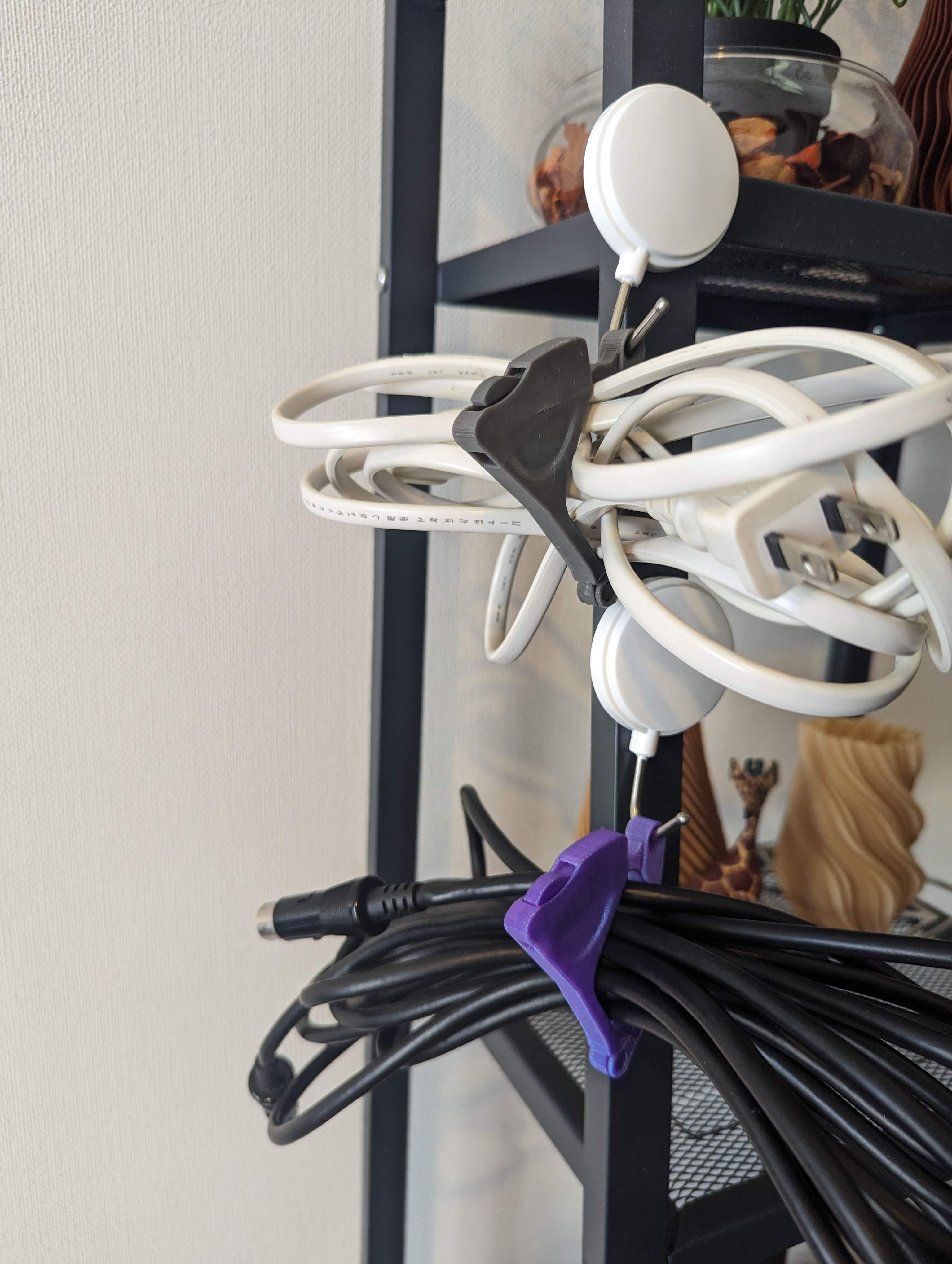 Adjustable cable and rope clip / organizer - No supports, easy assembly: only 2 parts! - photo 4
