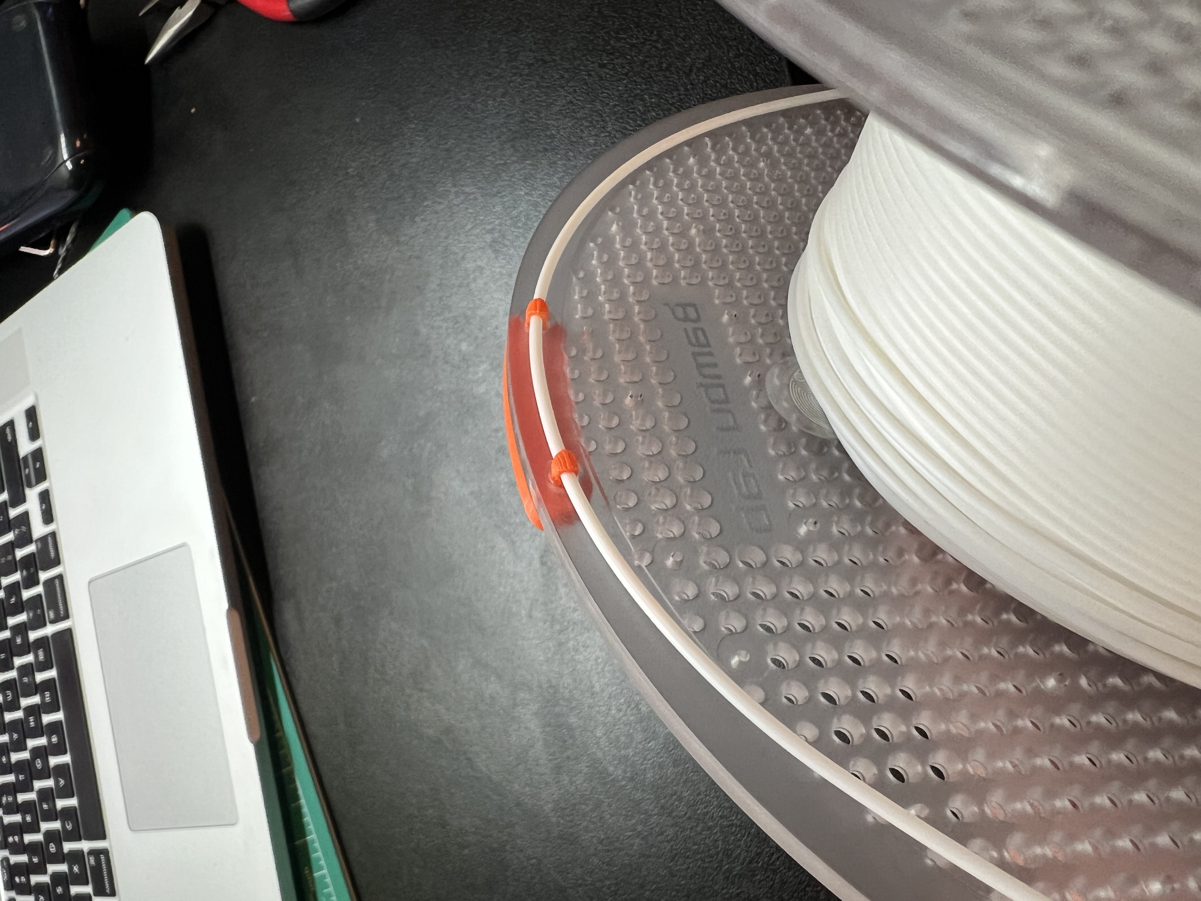 “No Slip Clip” a Bambu Spool Filament Clip